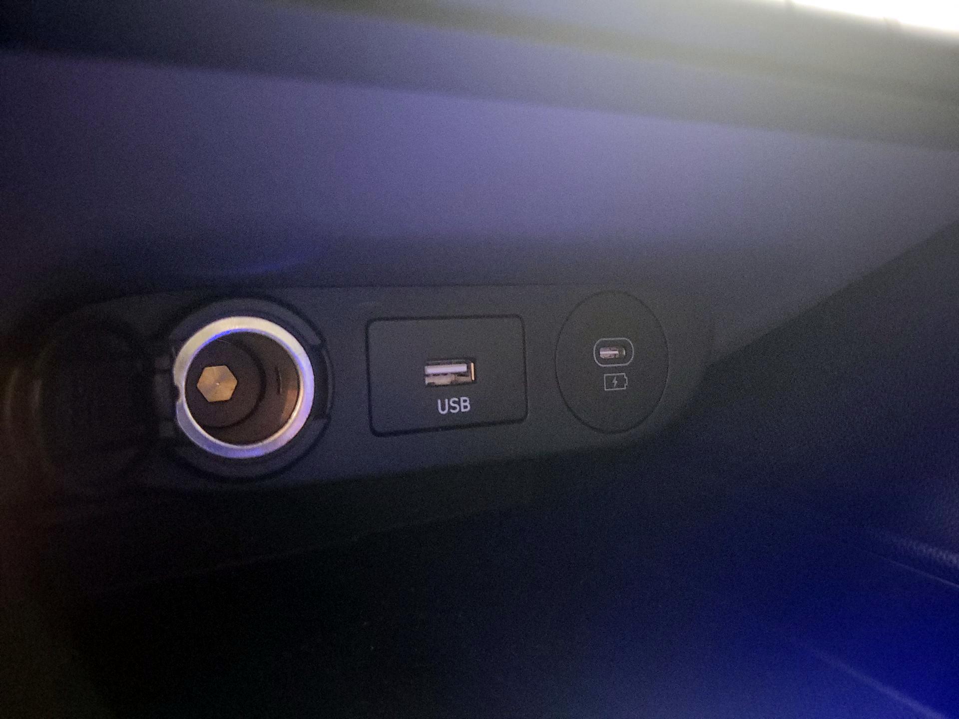 Thumbnail: 2024 Hyundai Elantra - 19