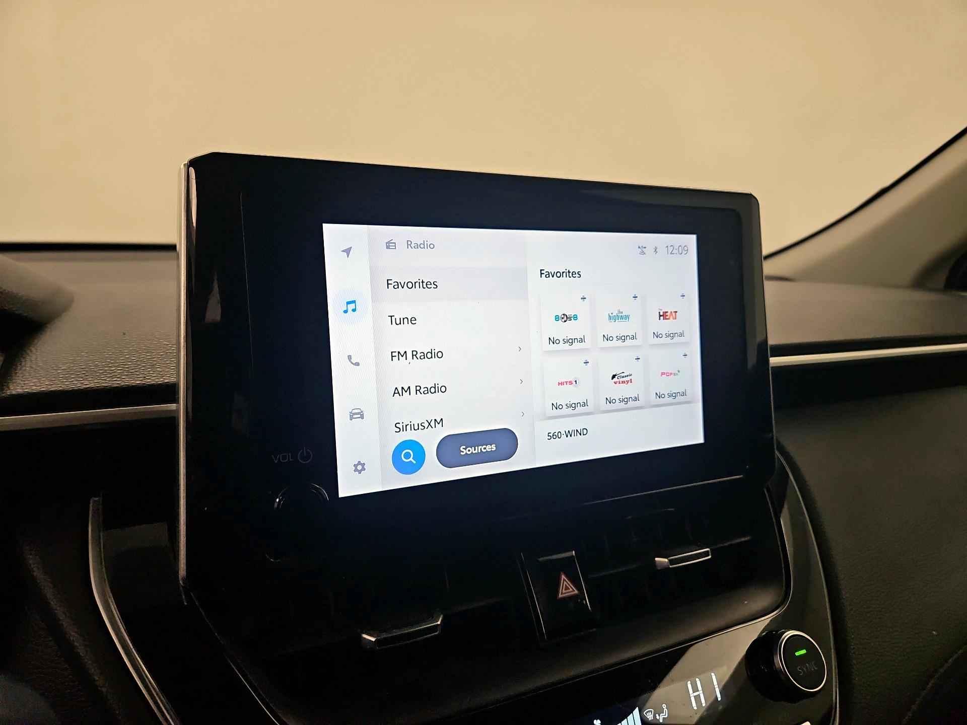 Thumbnail: 2023 Toyota Corolla Cross - 15