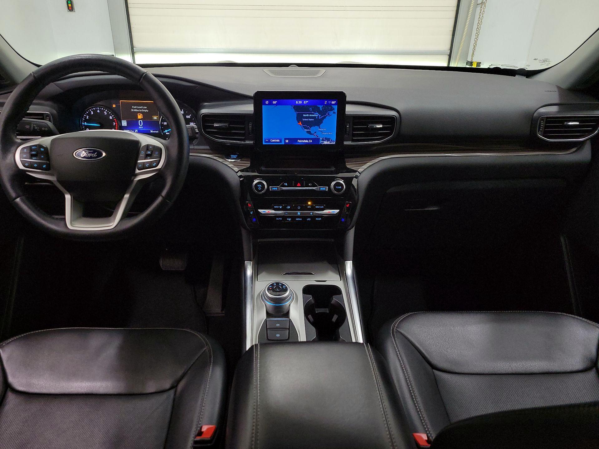 Thumbnail: 2023 Ford Explorer - 9