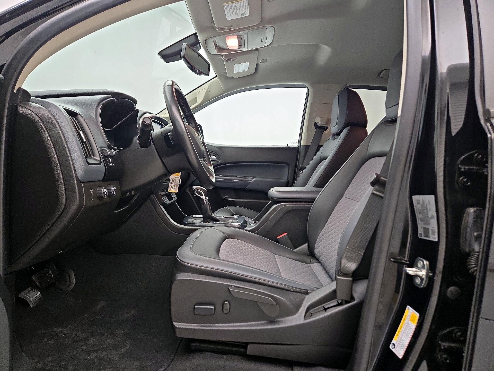 Thumbnail: 2022 Chevrolet Colorado - 11