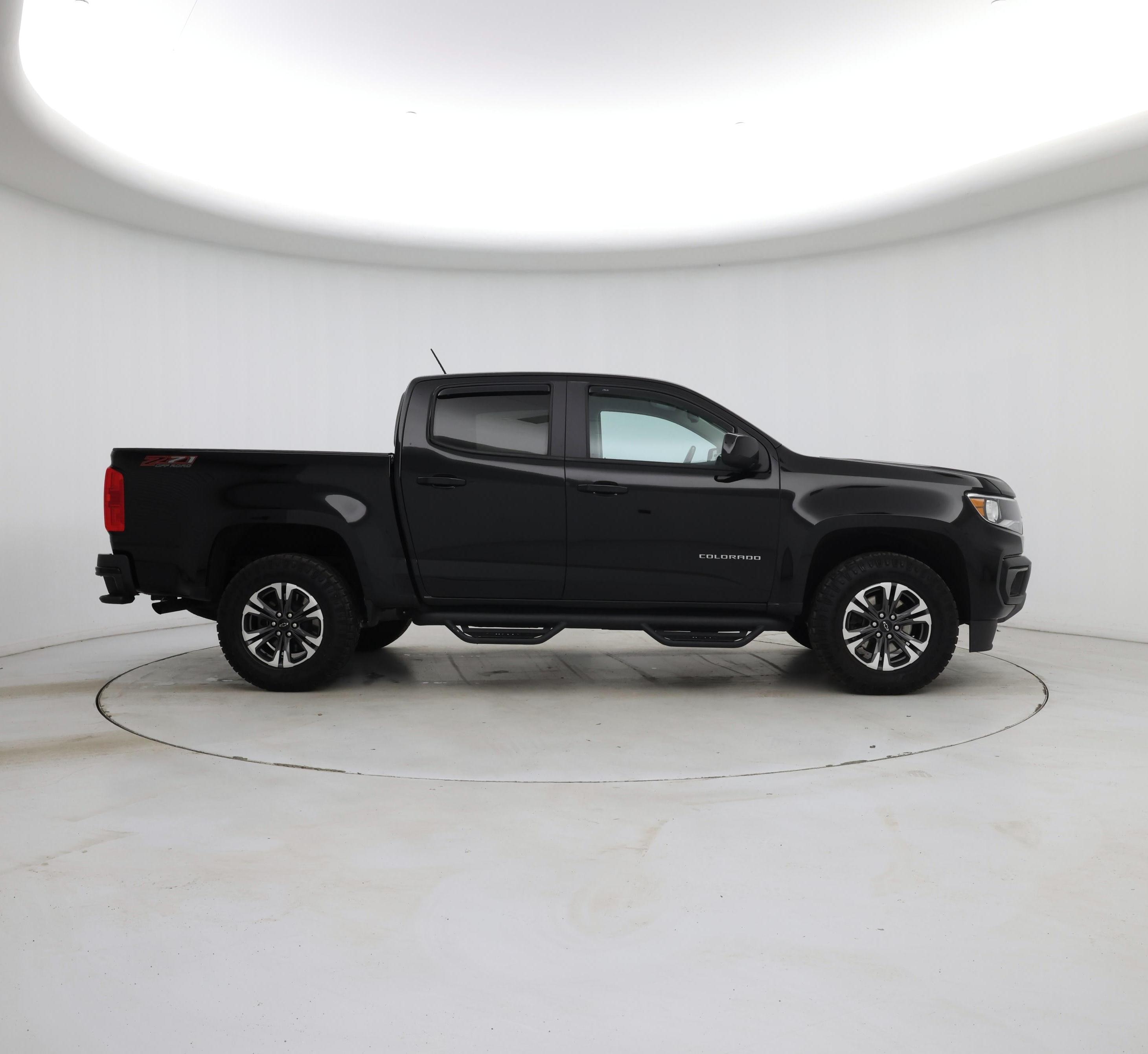 Thumbnail: 2022 Chevrolet Colorado - 7