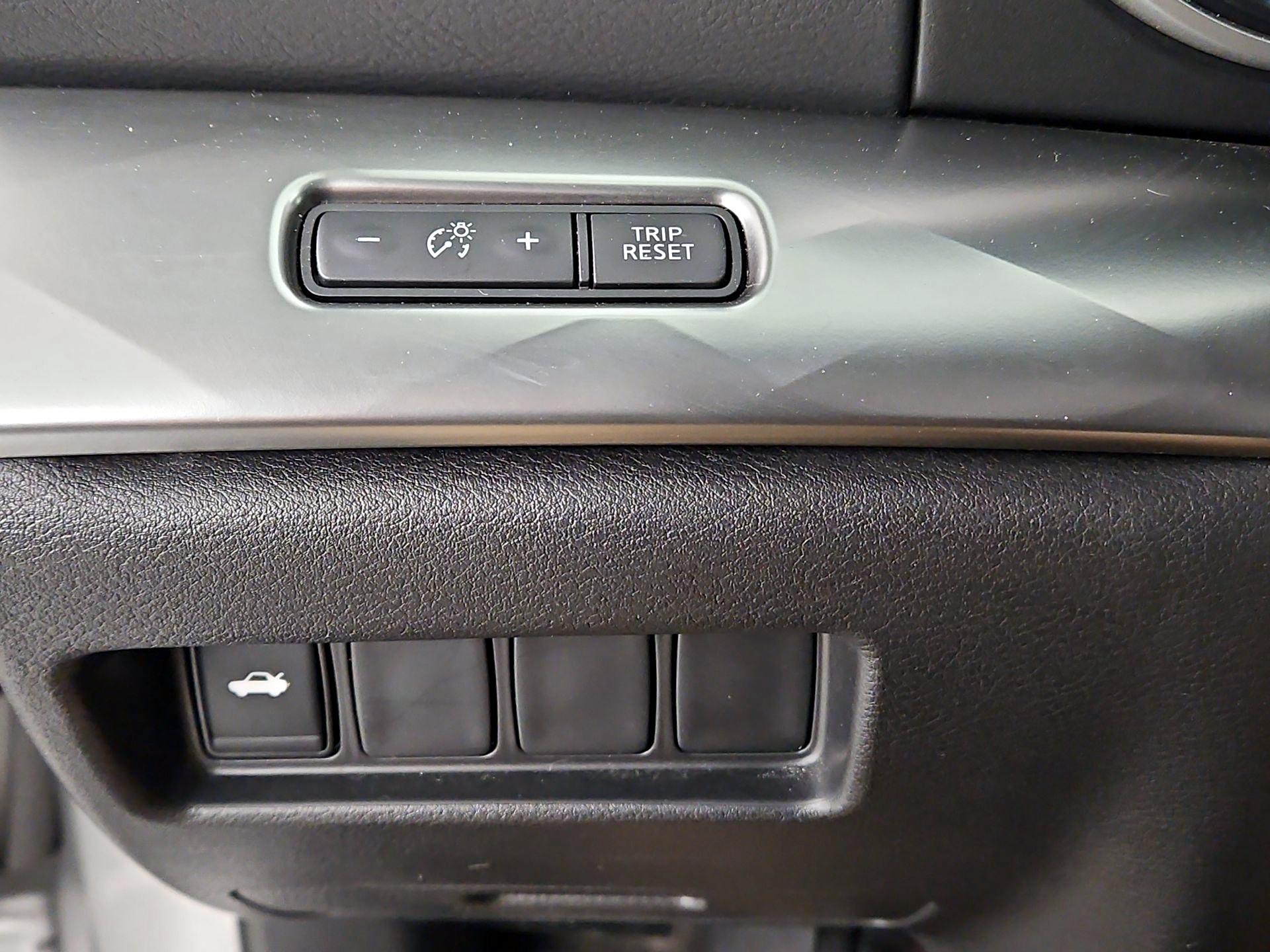 Thumbnail: 2023 Nissan Maxima - 13