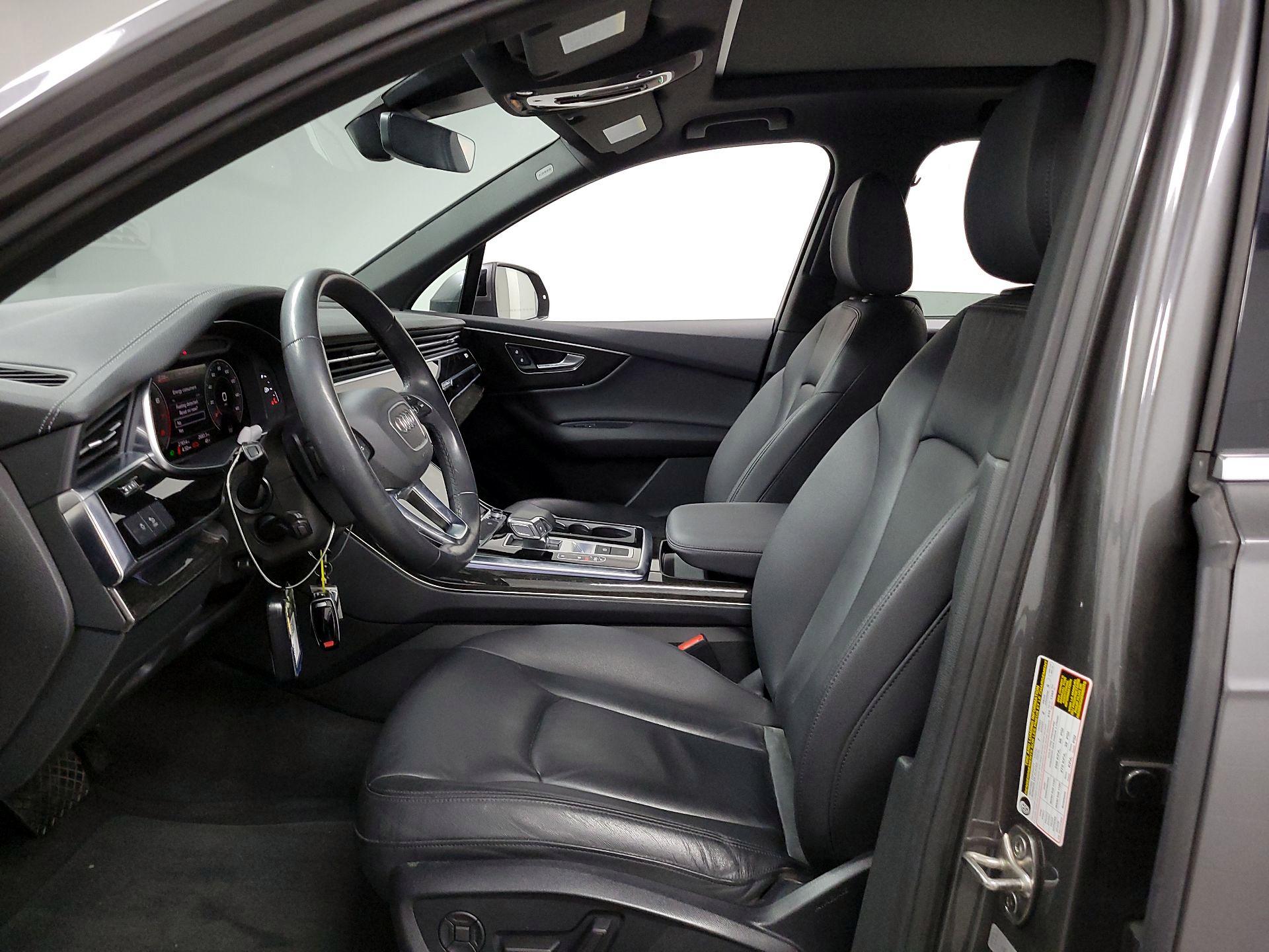 Thumbnail: 2023 Audi Q7 - 9