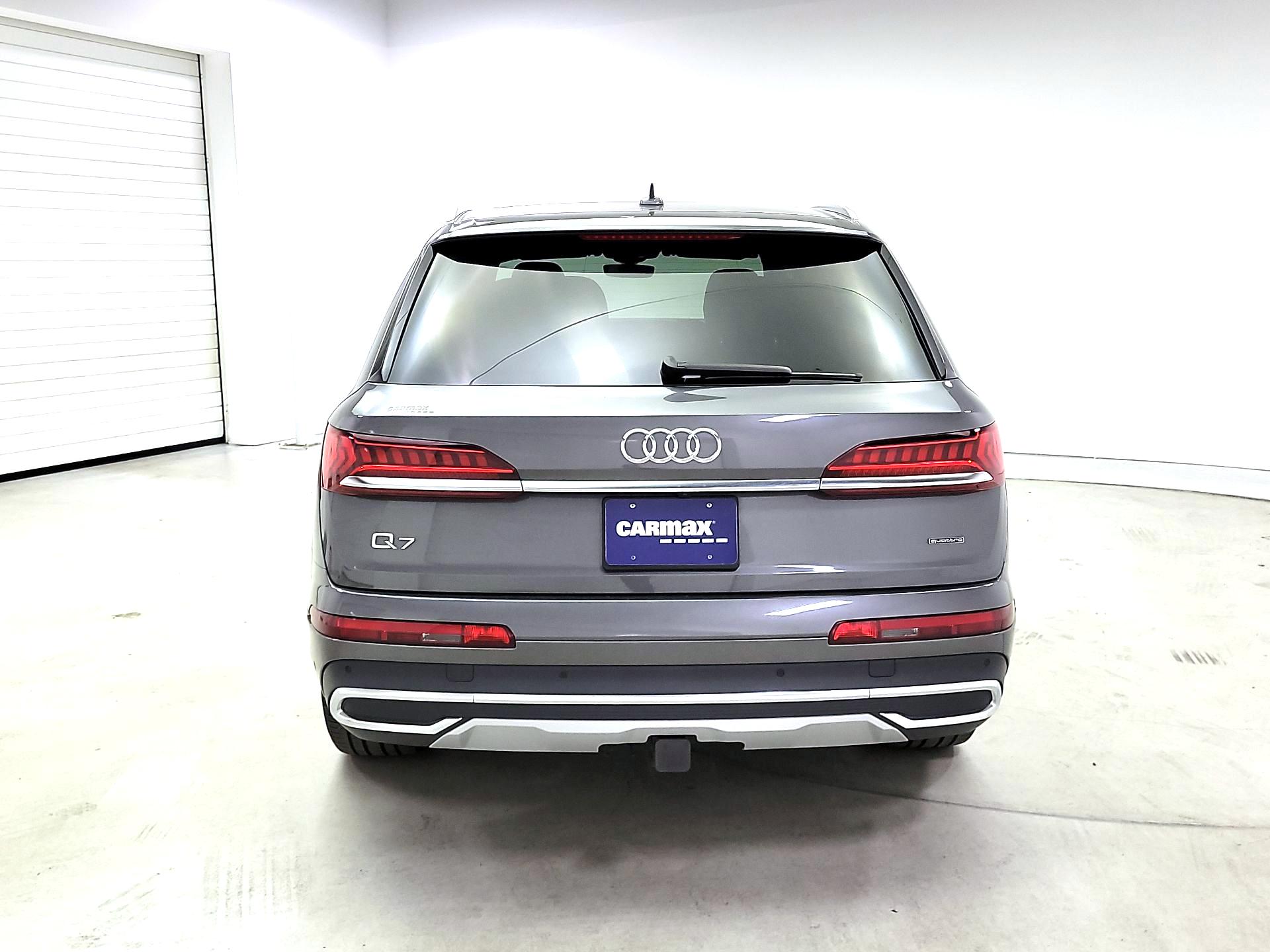 Thumbnail: 2023 Audi Q7 - 6