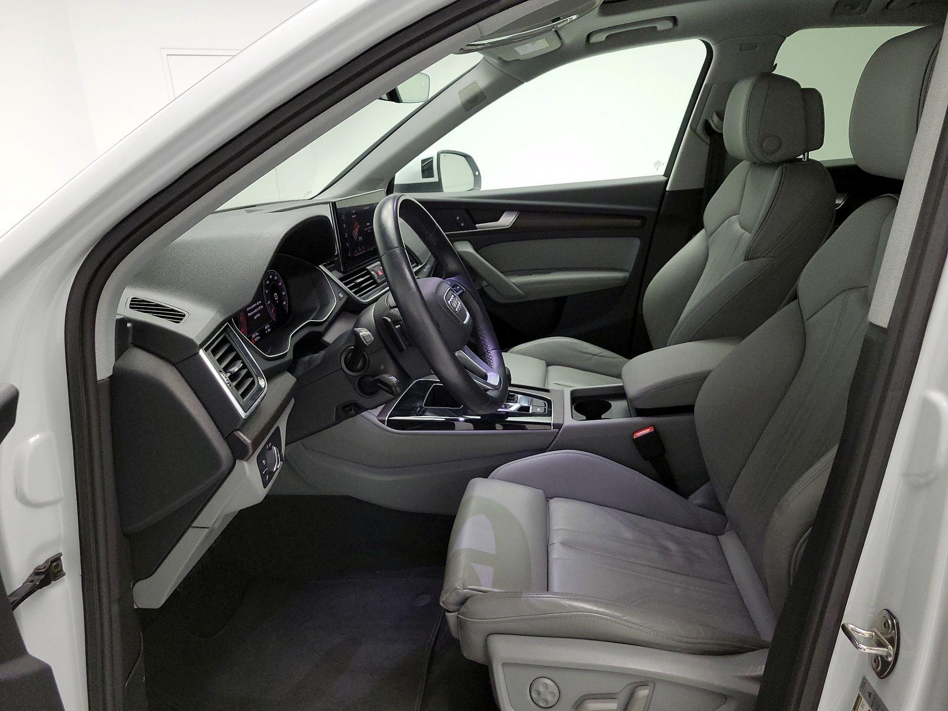 Thumbnail: 2024 Audi Q5 - 11