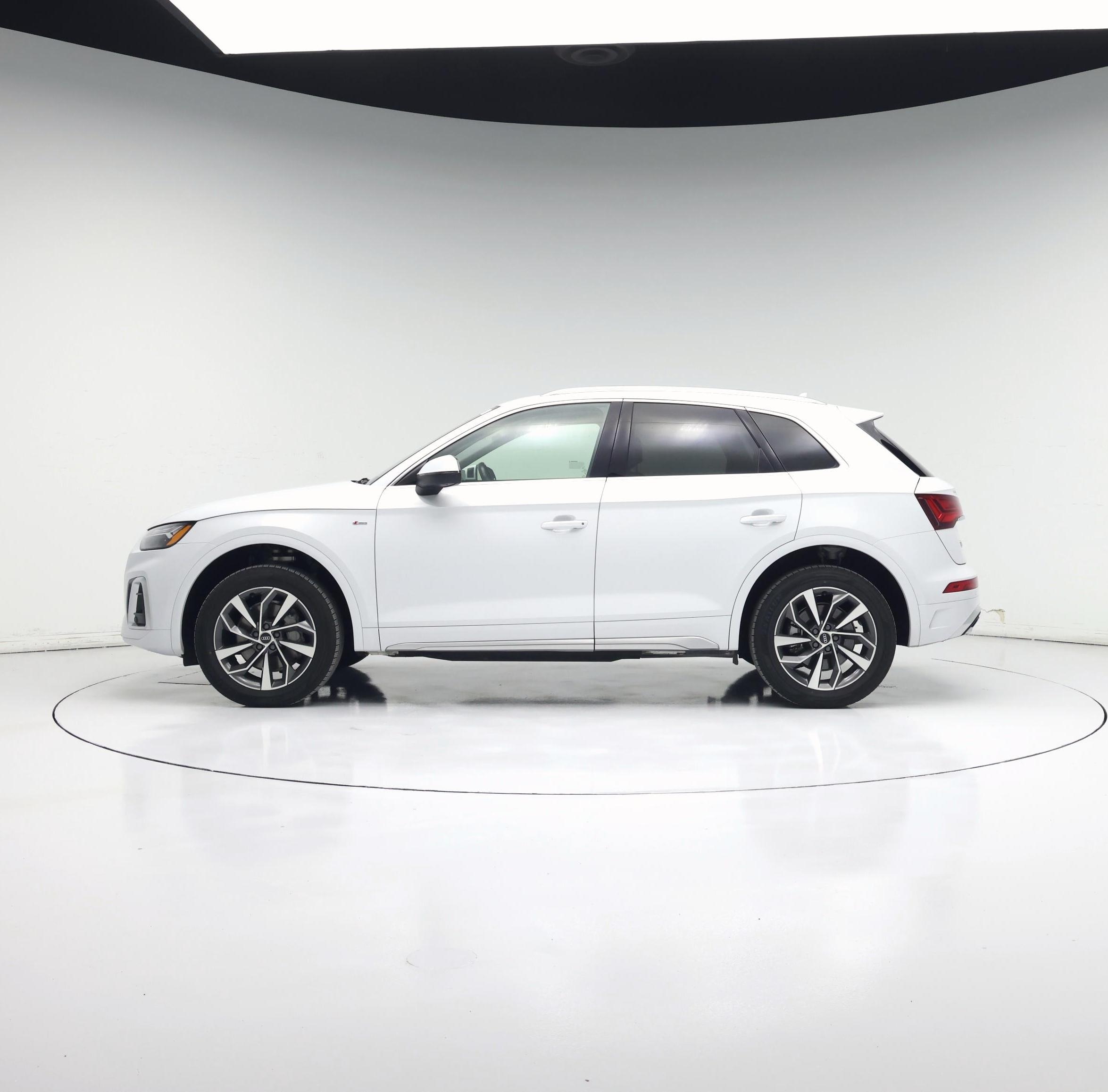 Thumbnail: 2024 Audi Q5 - 3