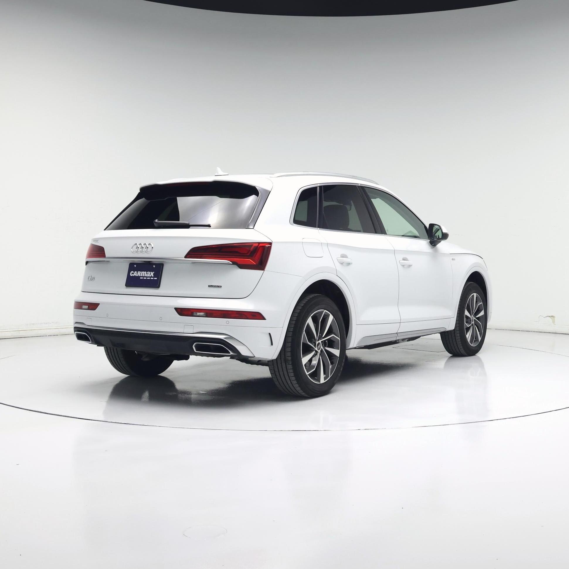 Thumbnail: 2024 Audi Q5 - 8