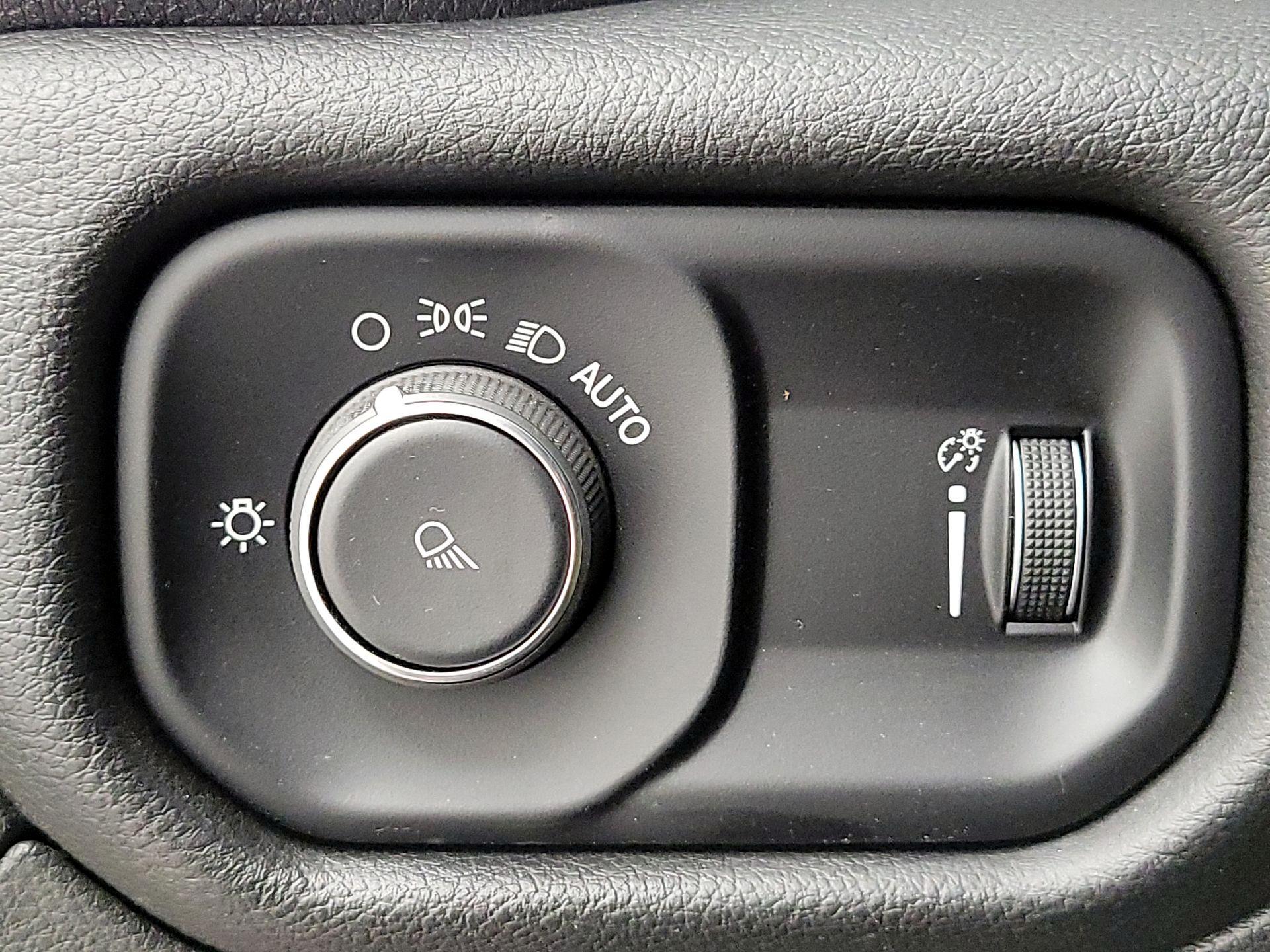 Thumbnail: 2024 RAM 1500 - 13