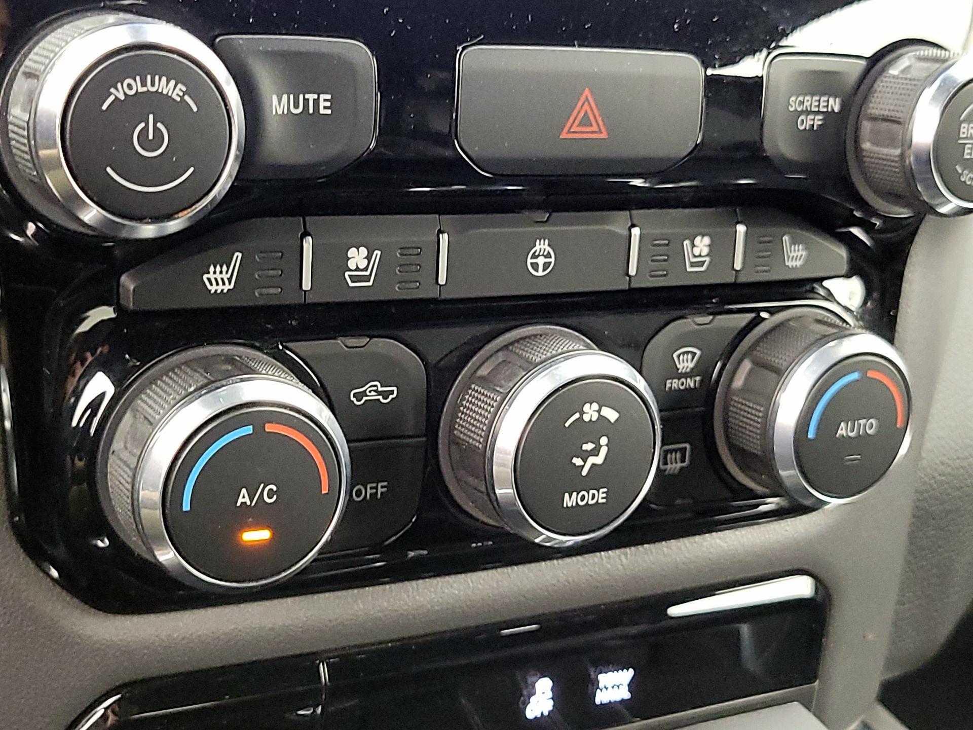 Thumbnail: 2024 RAM 1500 - 17