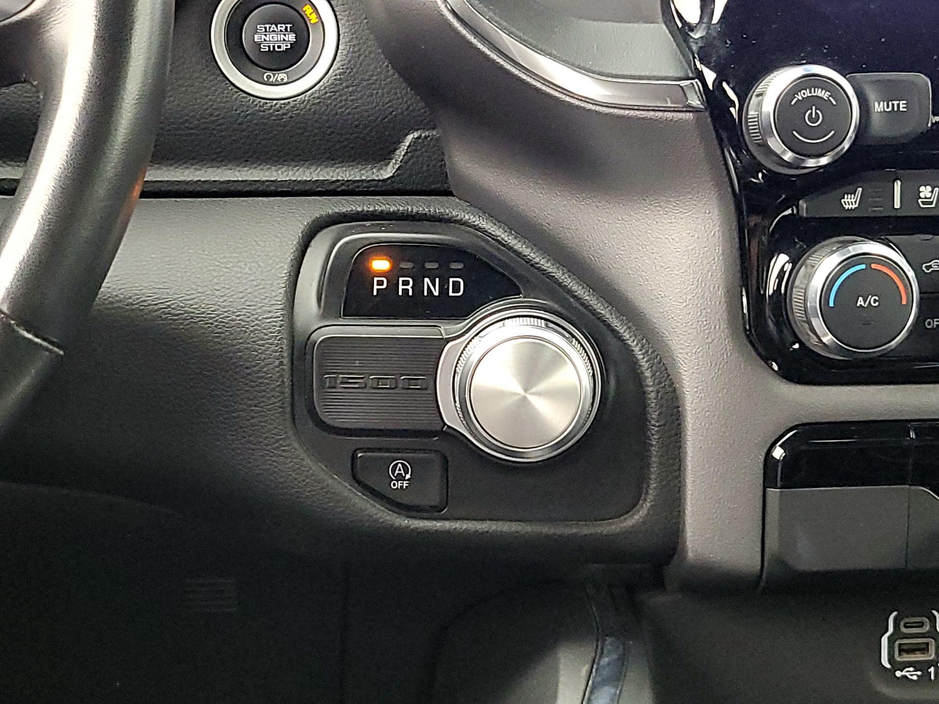 Thumbnail: 2024 RAM 1500 - 18