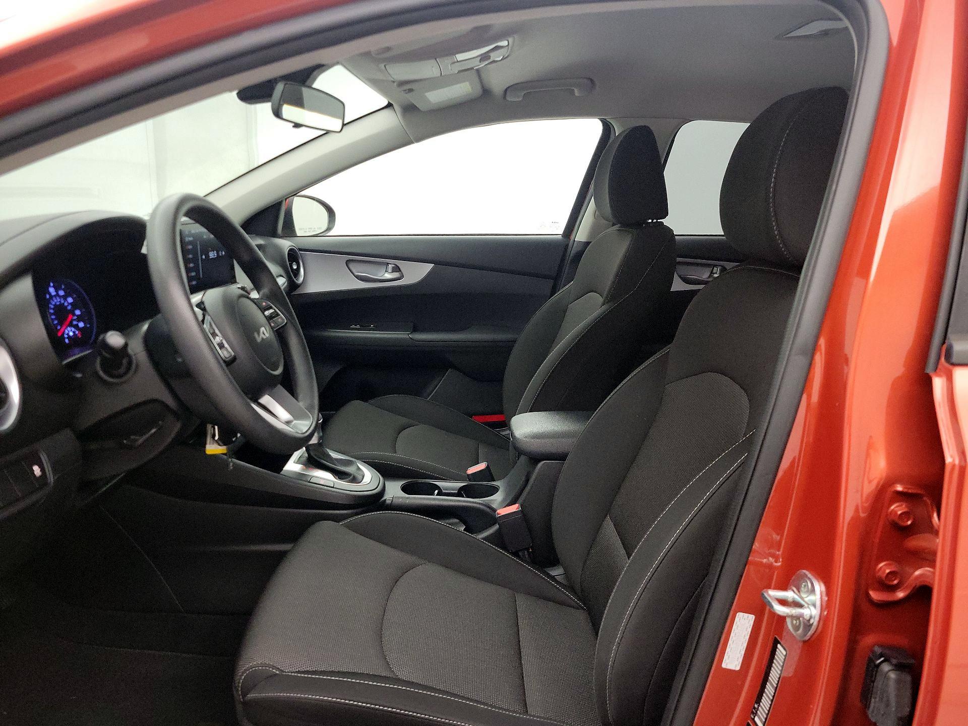 Thumbnail: 2023 Kia Forte - 11