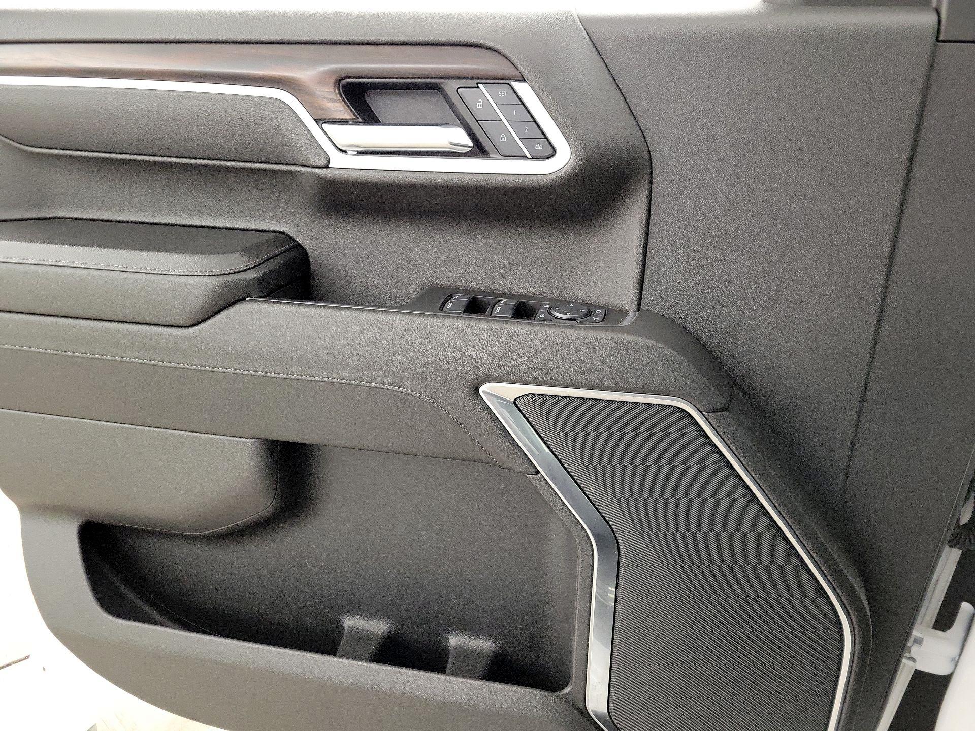 Thumbnail: 2025 GMC Sierra 1500 - 12