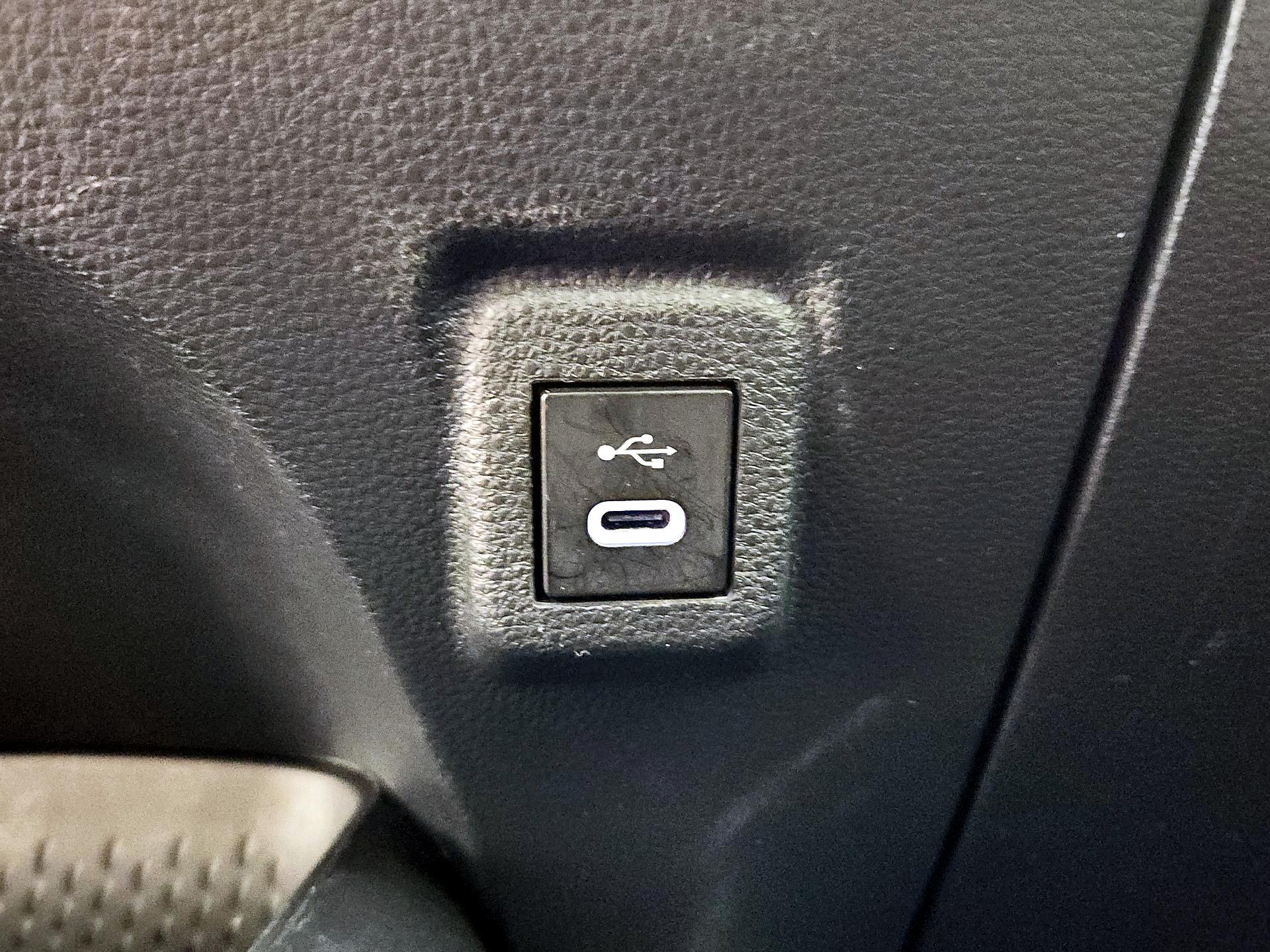 Thumbnail: 2024 Toyota Corolla - 18