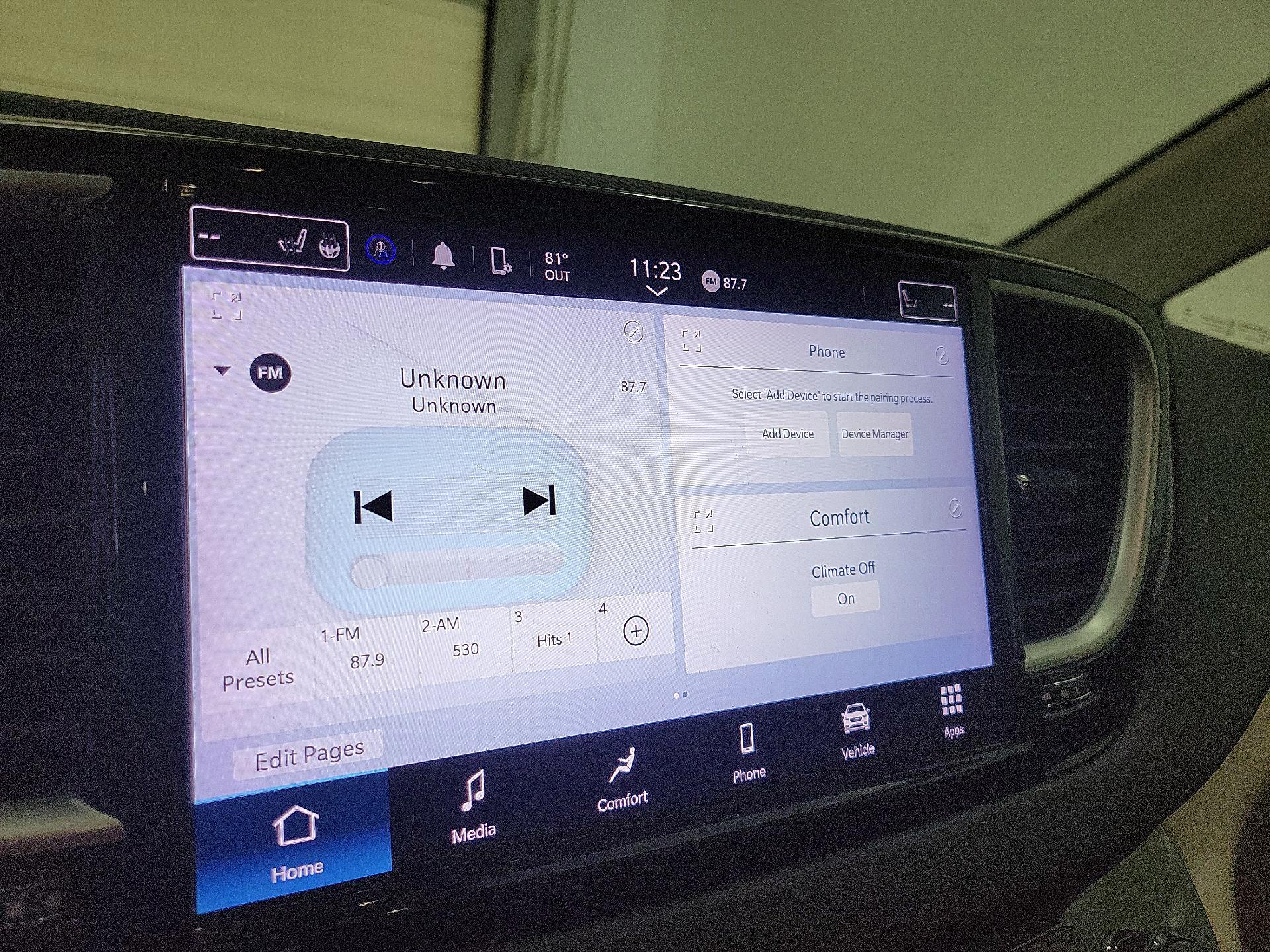 Thumbnail: 2023 Chrysler Pacifica - 15