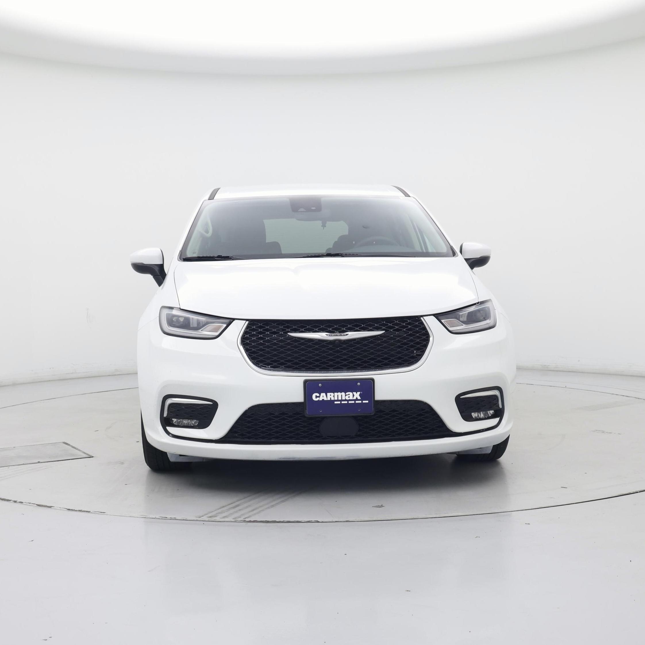 Thumbnail: 2023 Chrysler Pacifica - 5