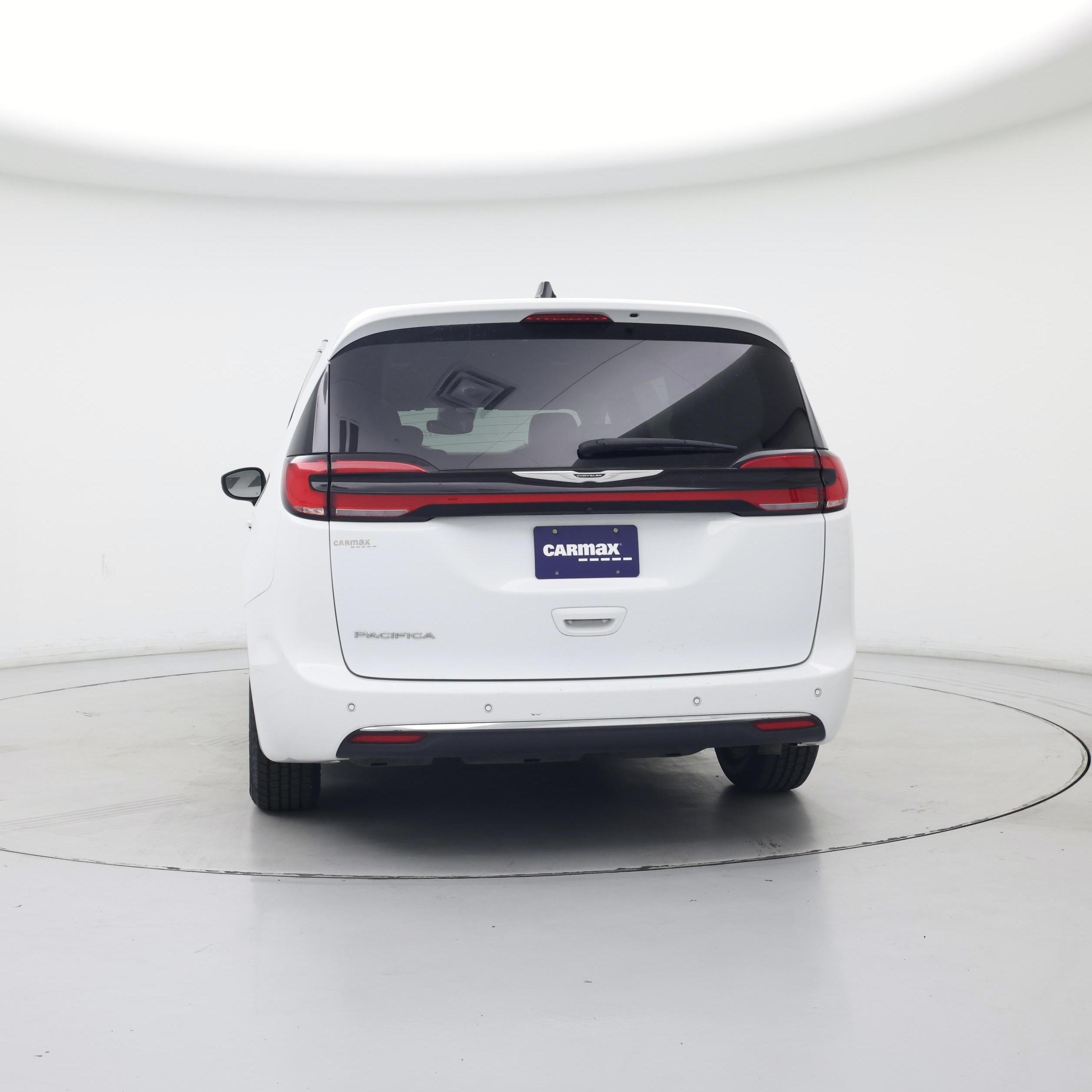 Thumbnail: 2023 Chrysler Pacifica - 6