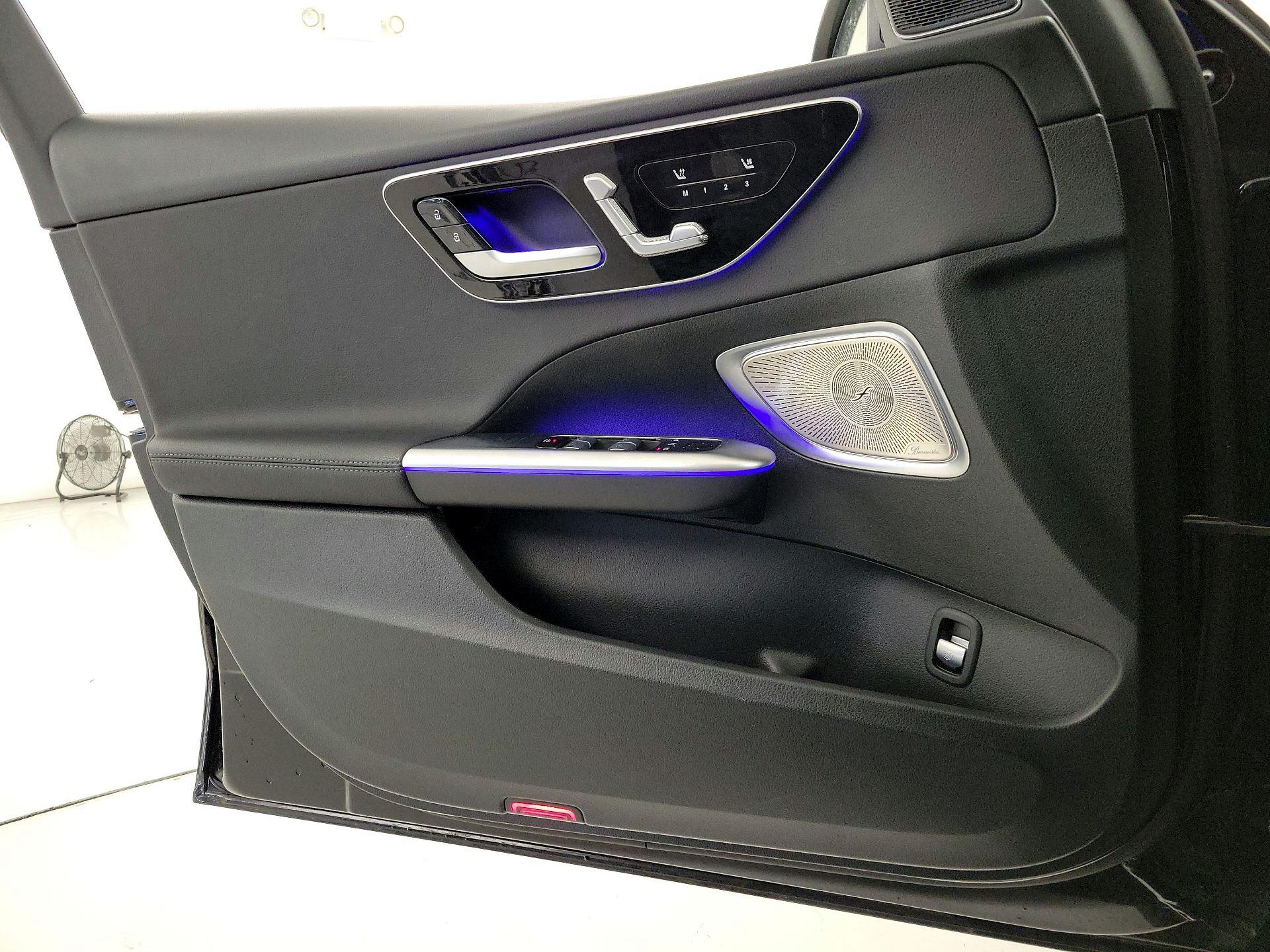 Thumbnail: 2022 Mercedes-Benz C-Class - 12