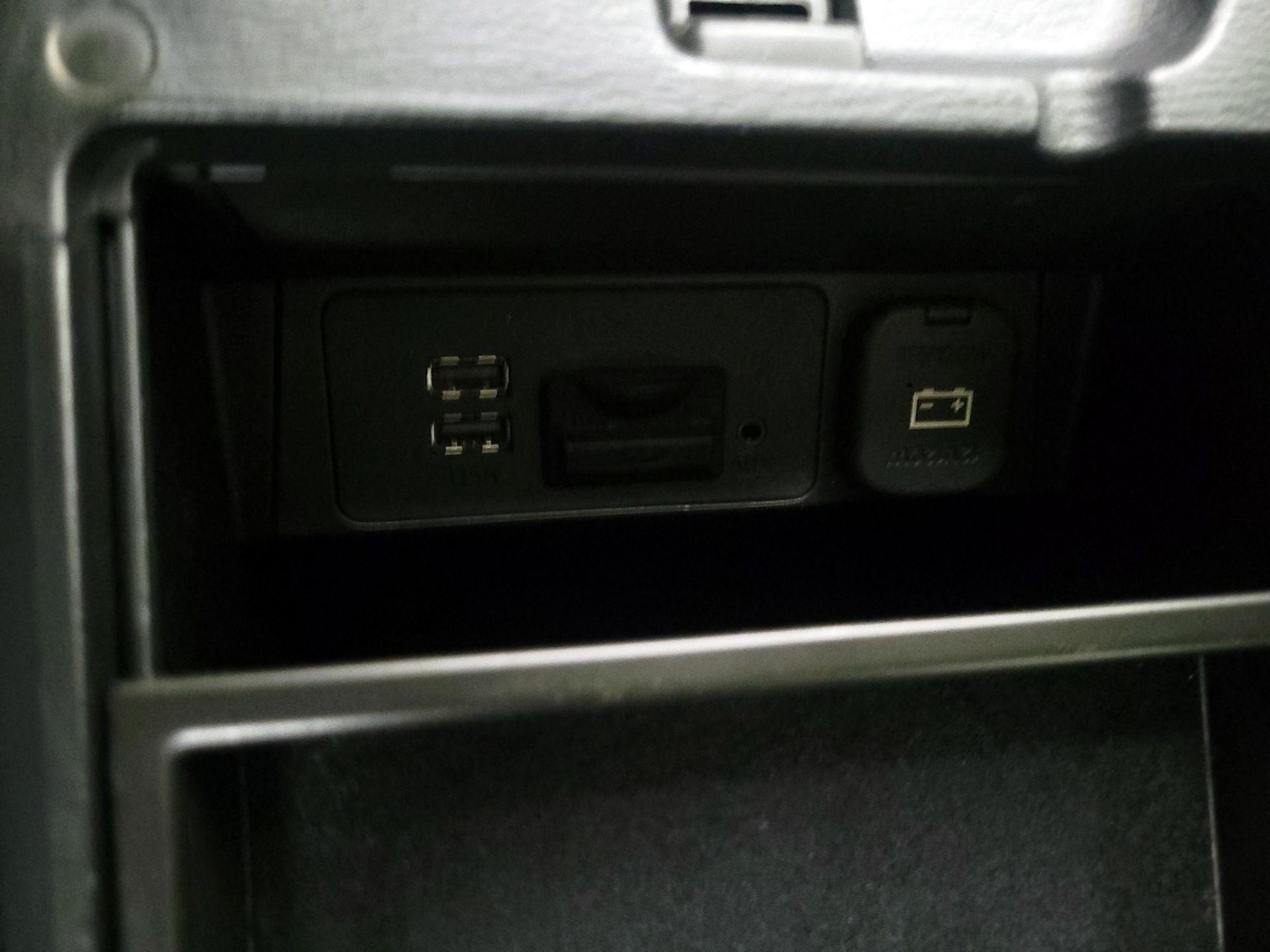 Thumbnail: 2014 Mazda Mazda3 - 19