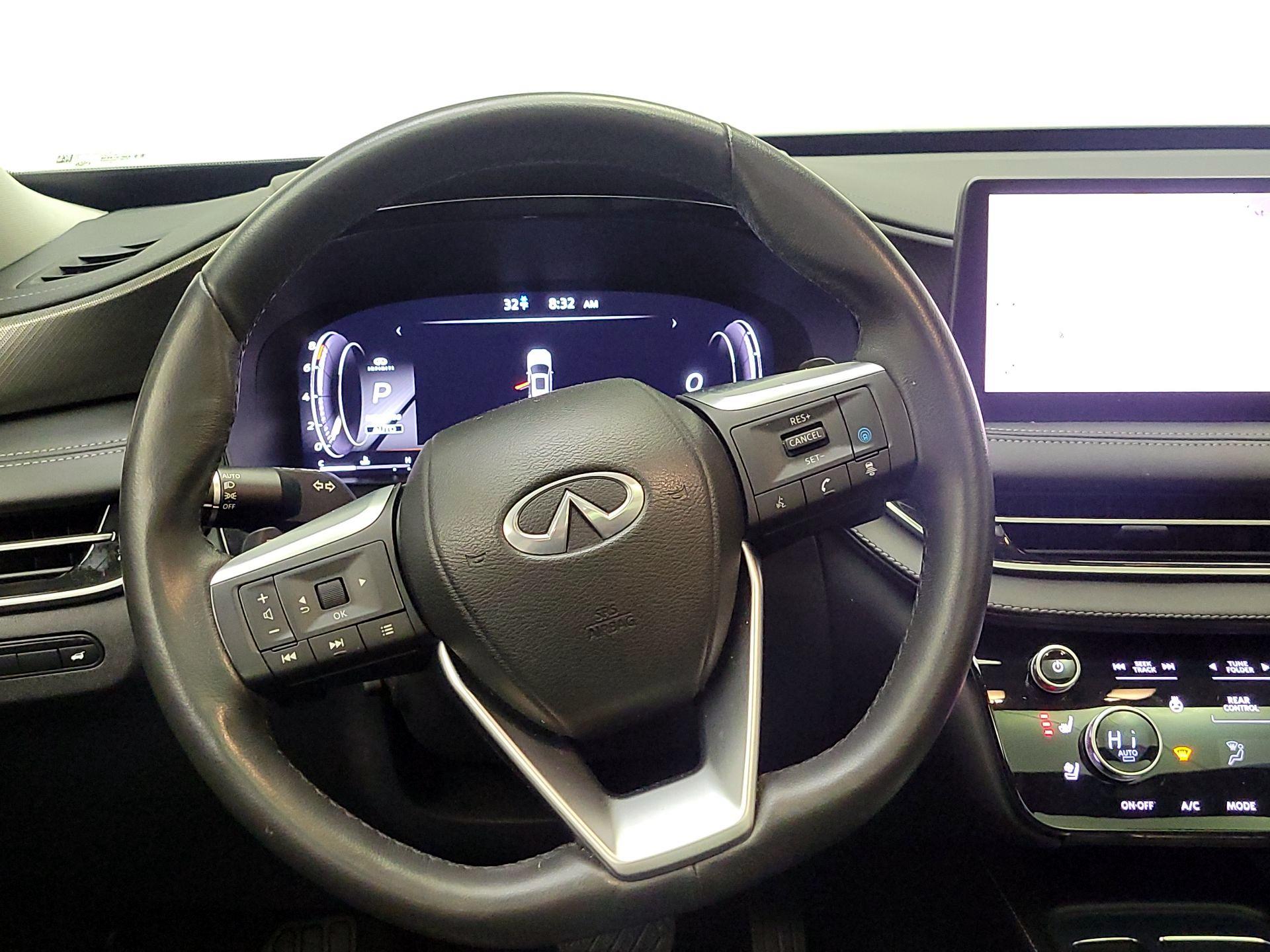 Thumbnail: 2023 INFINITI QX60 - 10