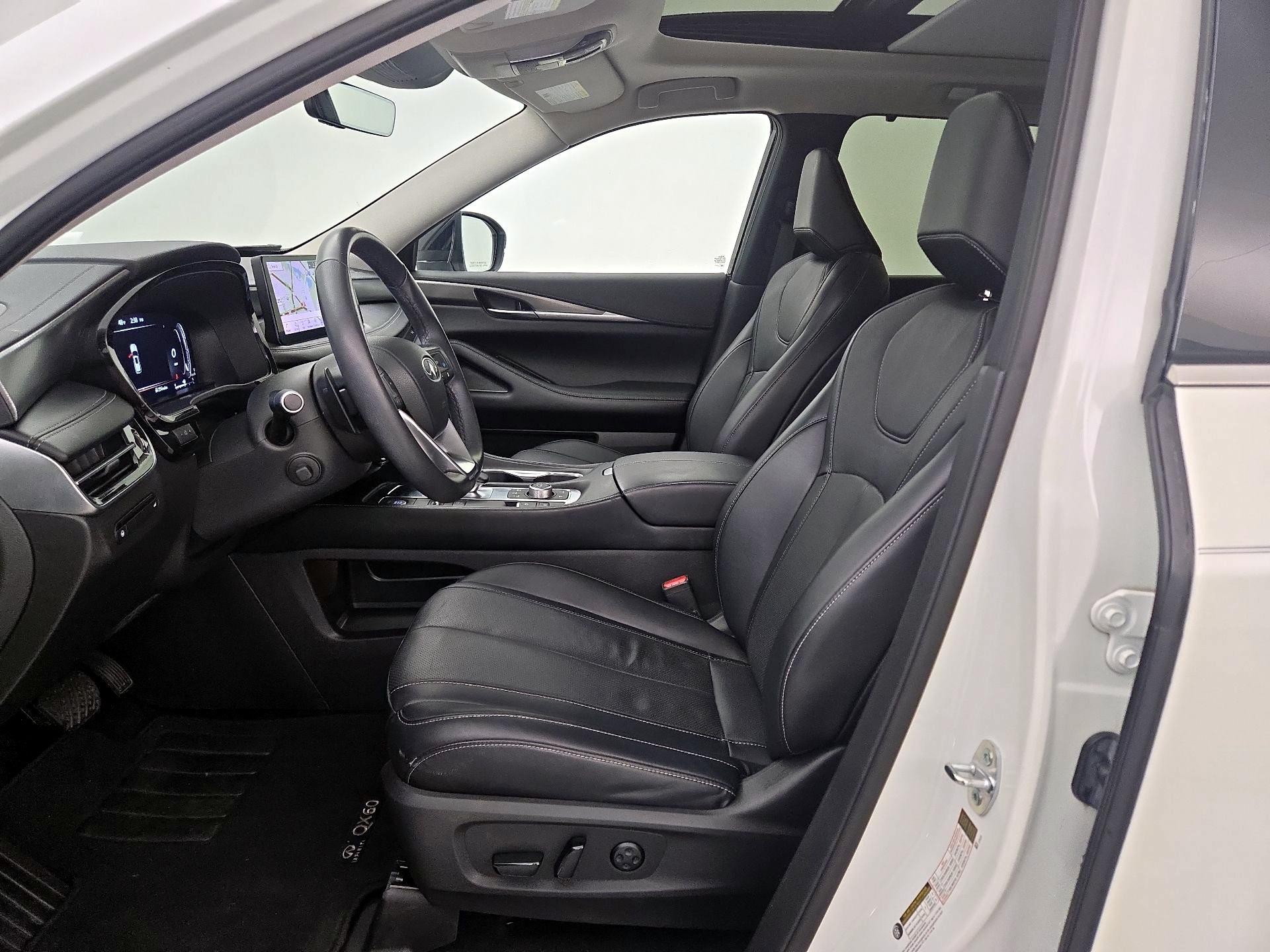 Thumbnail: 2023 INFINITI QX60 - 11