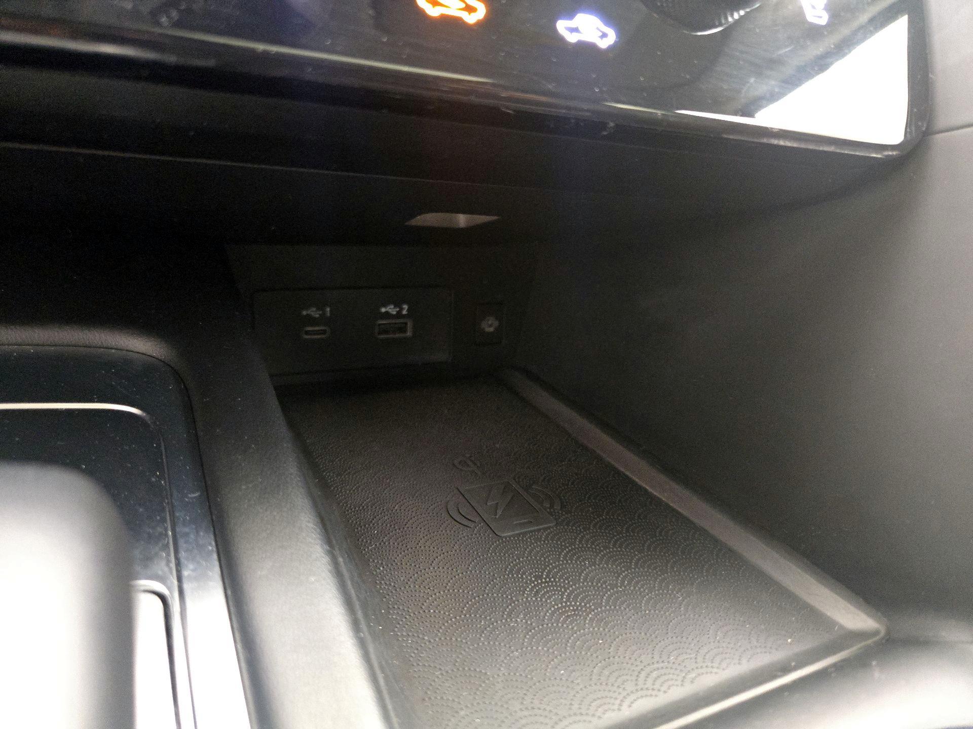 Thumbnail: 2023 INFINITI QX60 - 19