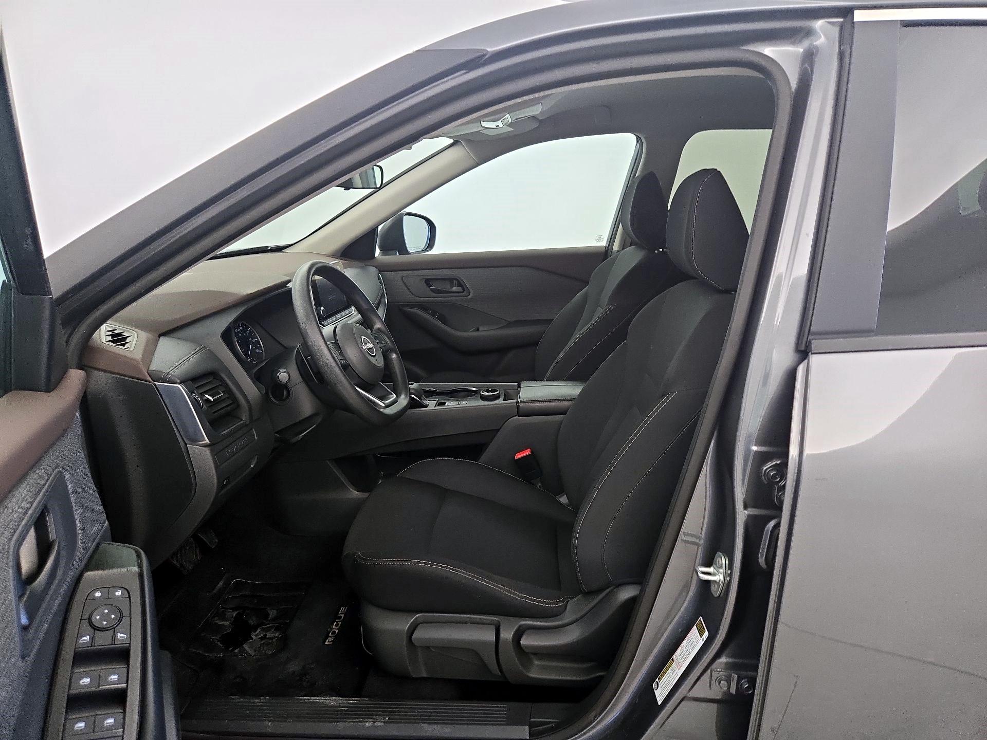 Thumbnail: 2023 Nissan Rogue - 9