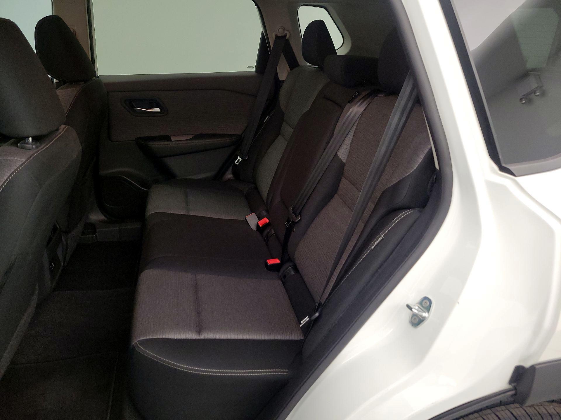 Thumbnail: 2023 Nissan Rogue - 19