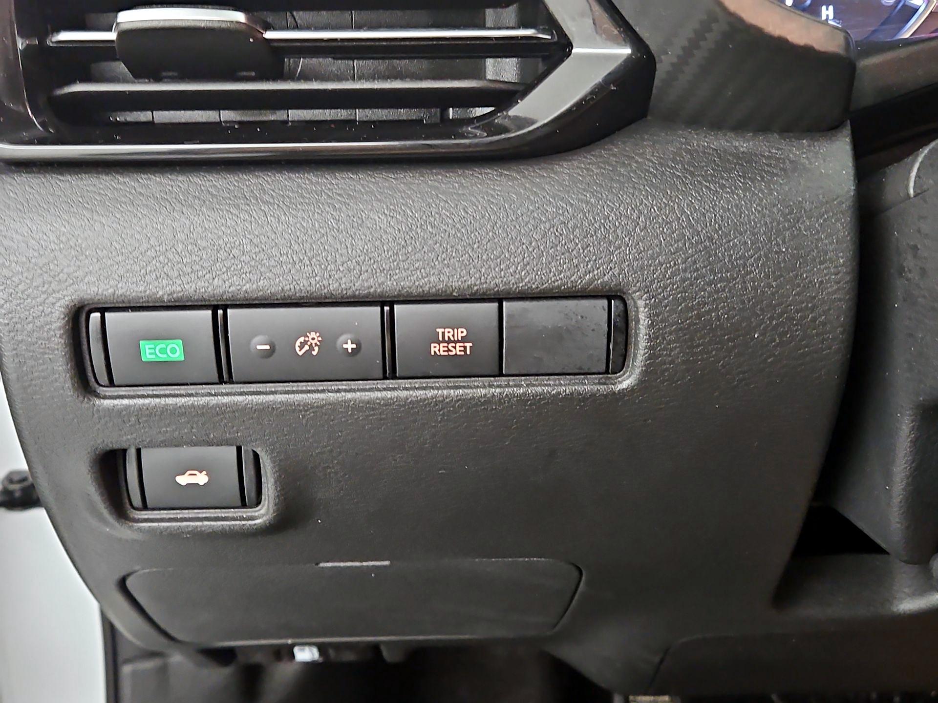 Thumbnail: 2022 Nissan Sentra - 13