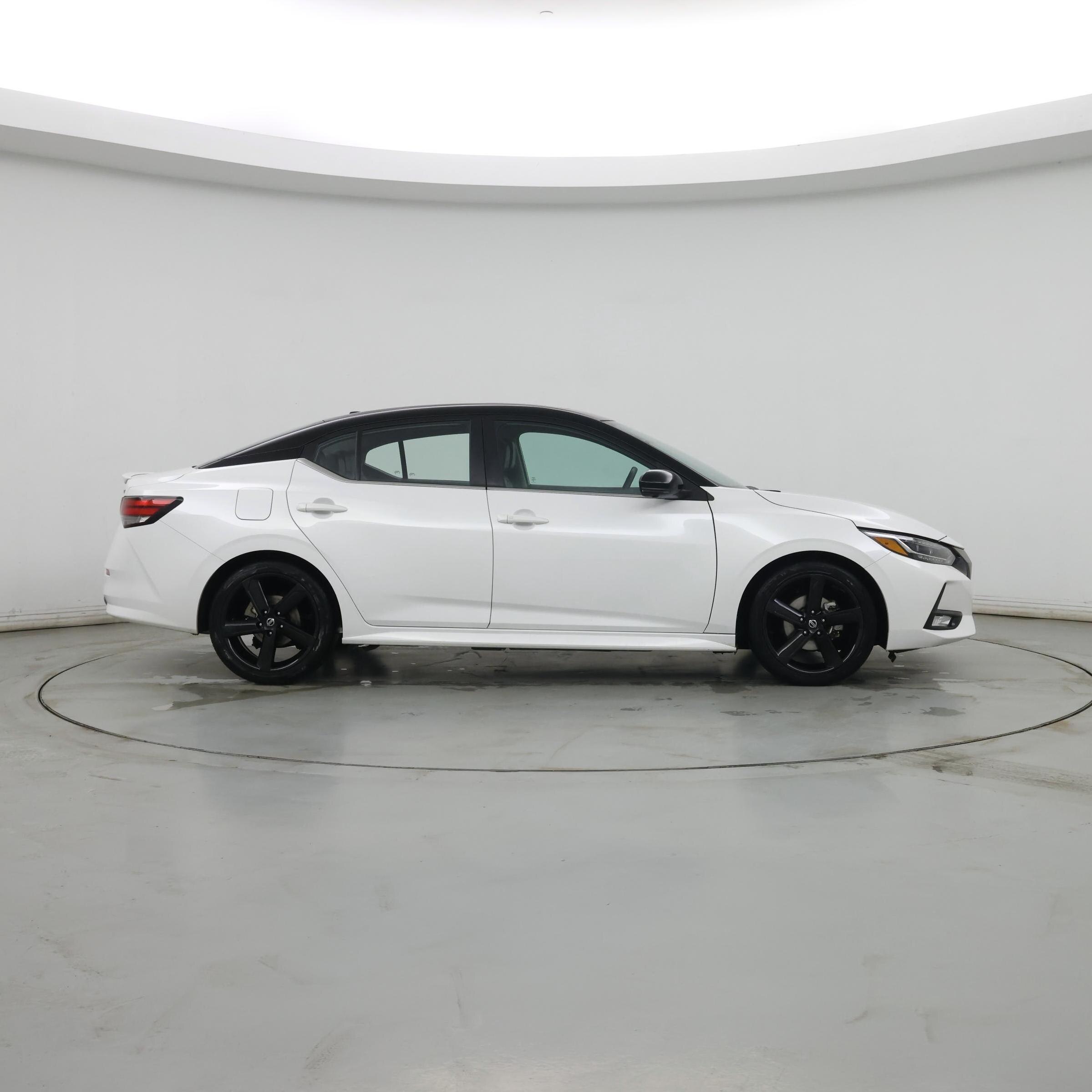 Thumbnail: 2022 Nissan Sentra - 7