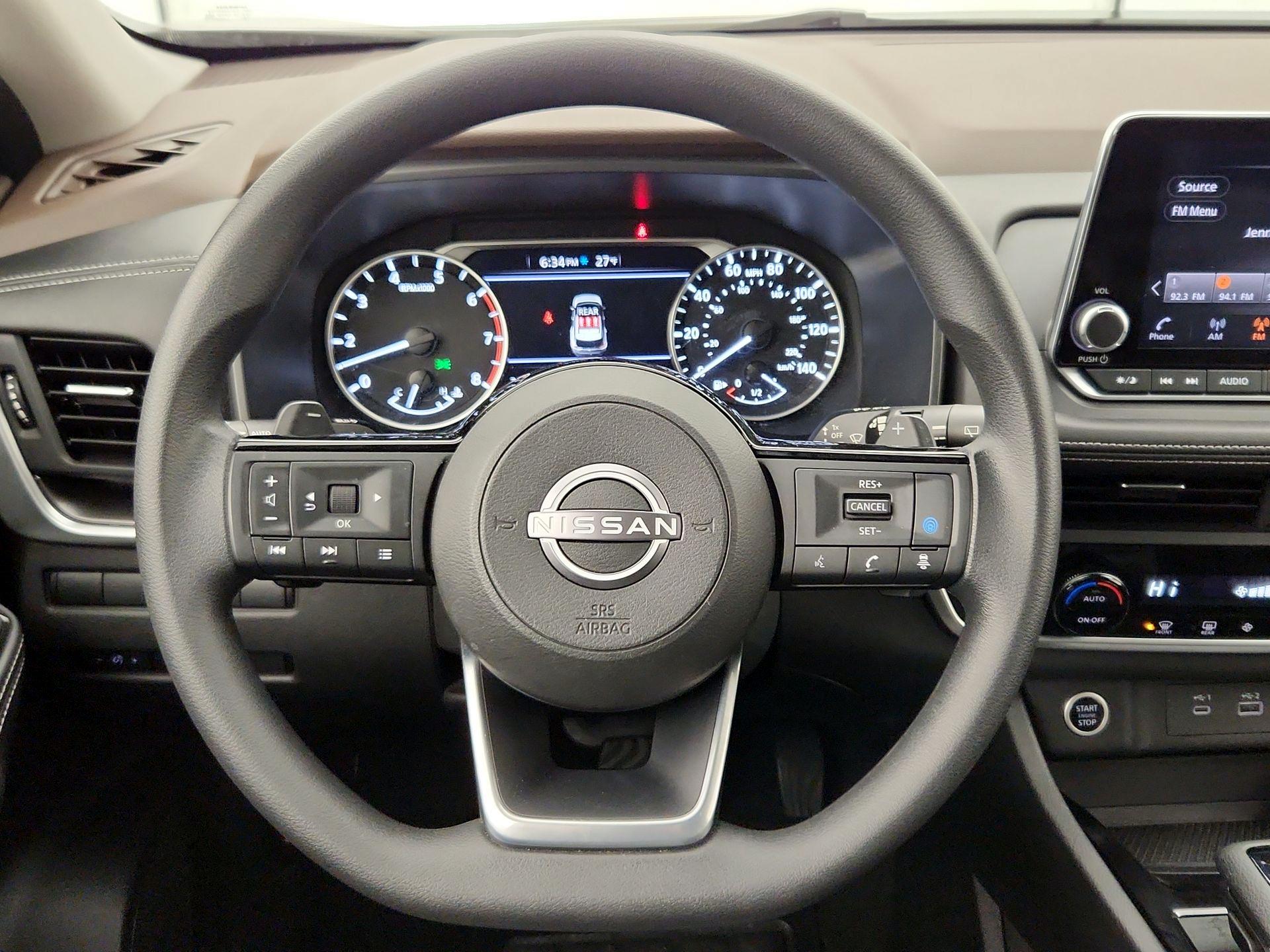 Thumbnail: 2023 Nissan Rogue - 10