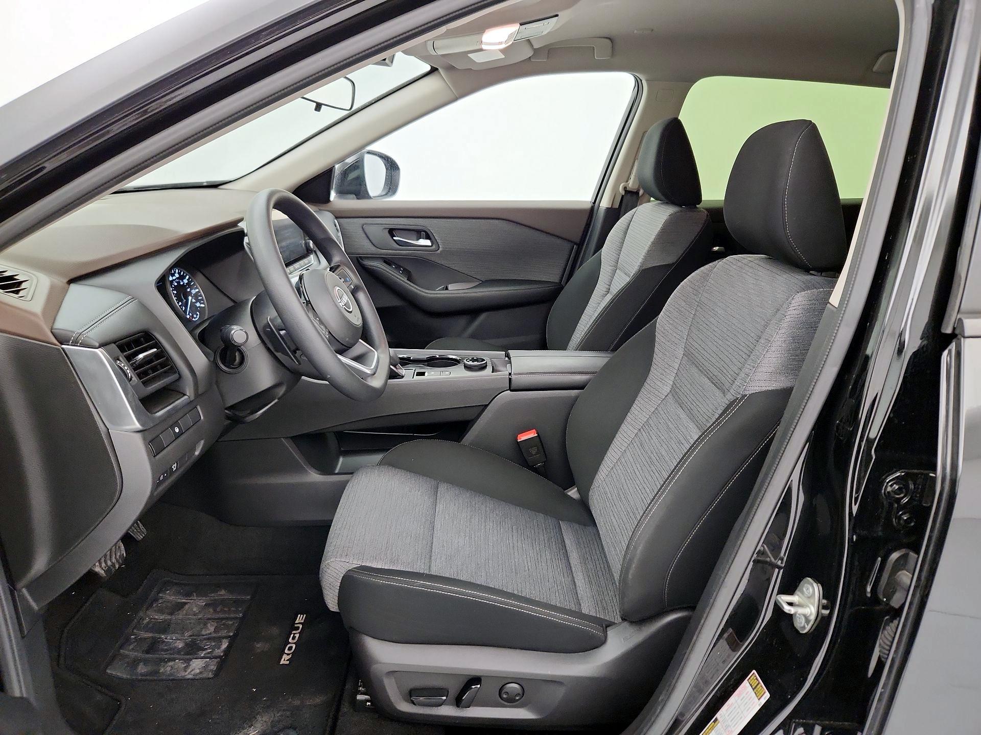 Thumbnail: 2023 Nissan Rogue - 11