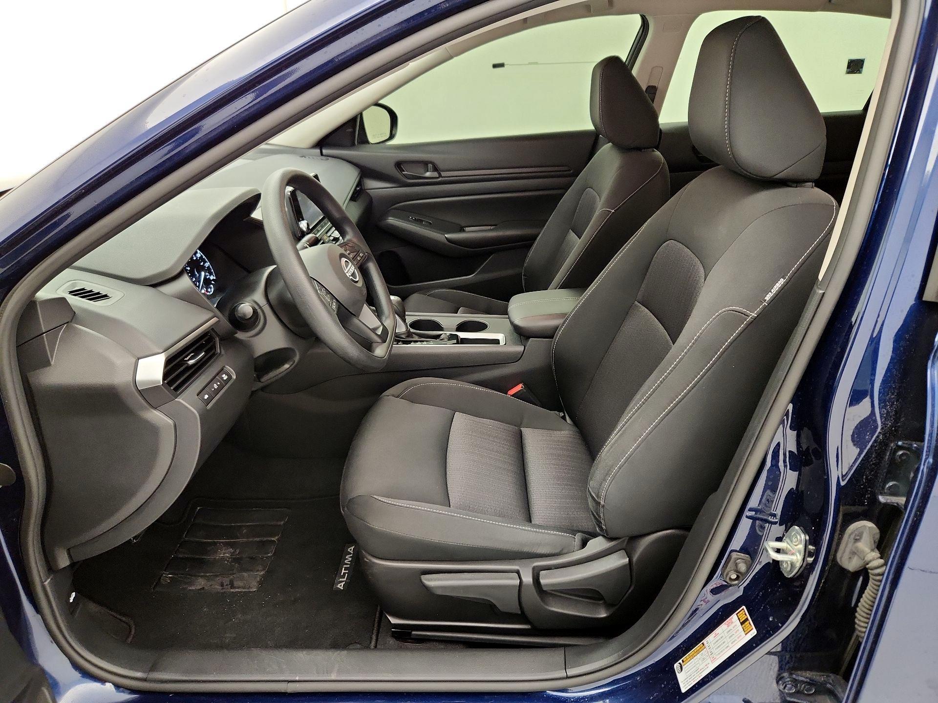 Thumbnail: 2023 Nissan Altima - 11