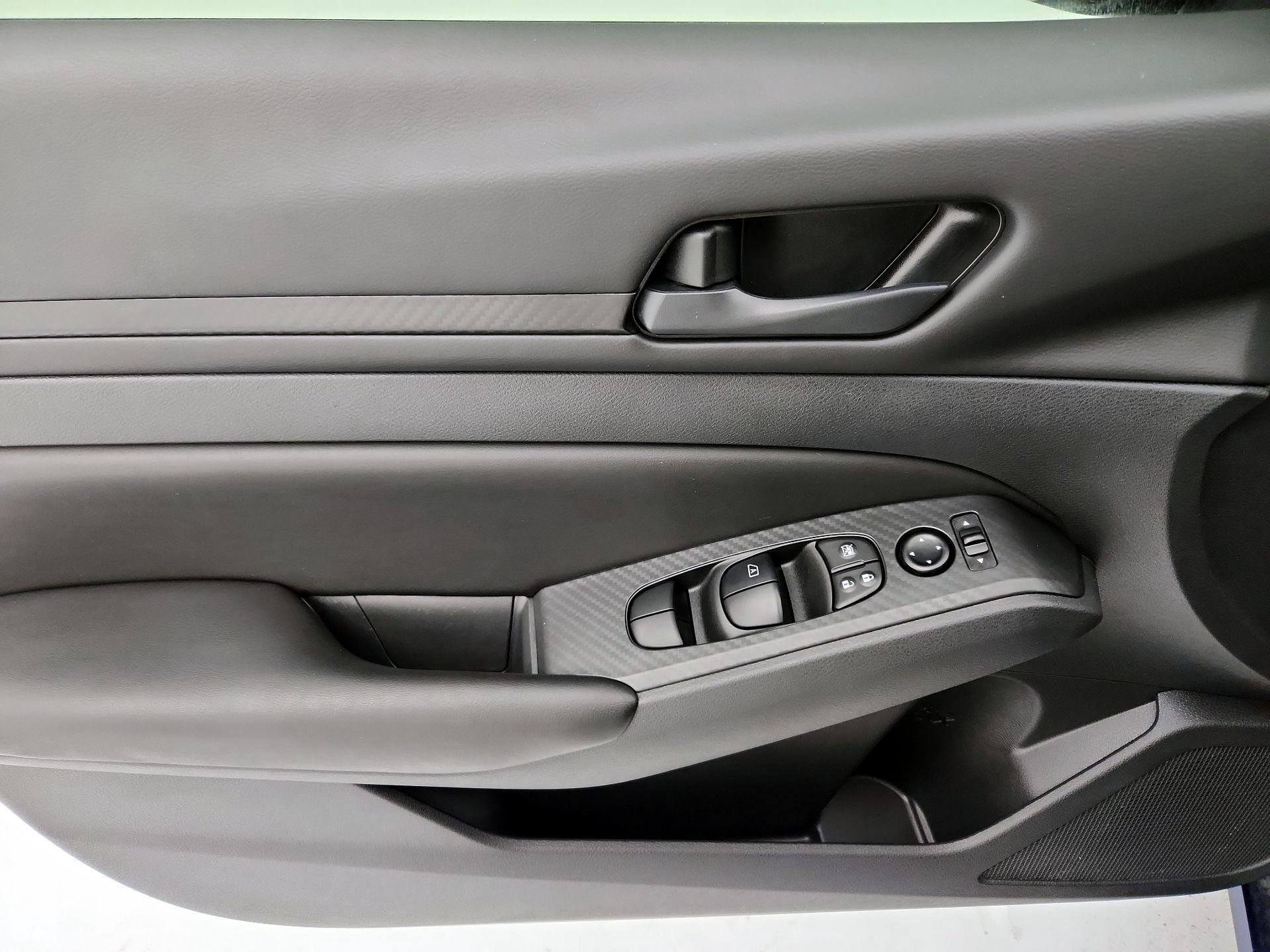 Thumbnail: 2023 Nissan Altima - 12