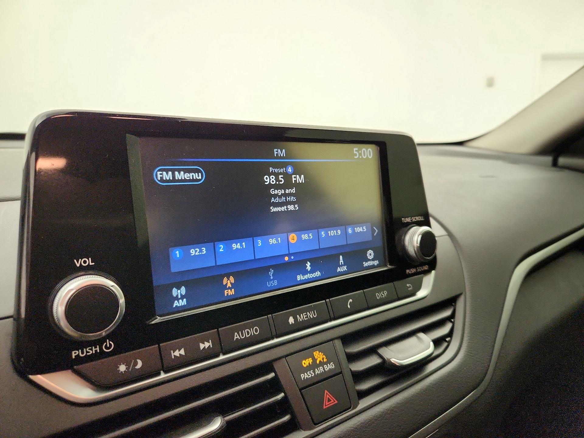 Thumbnail: 2023 Nissan Altima - 15