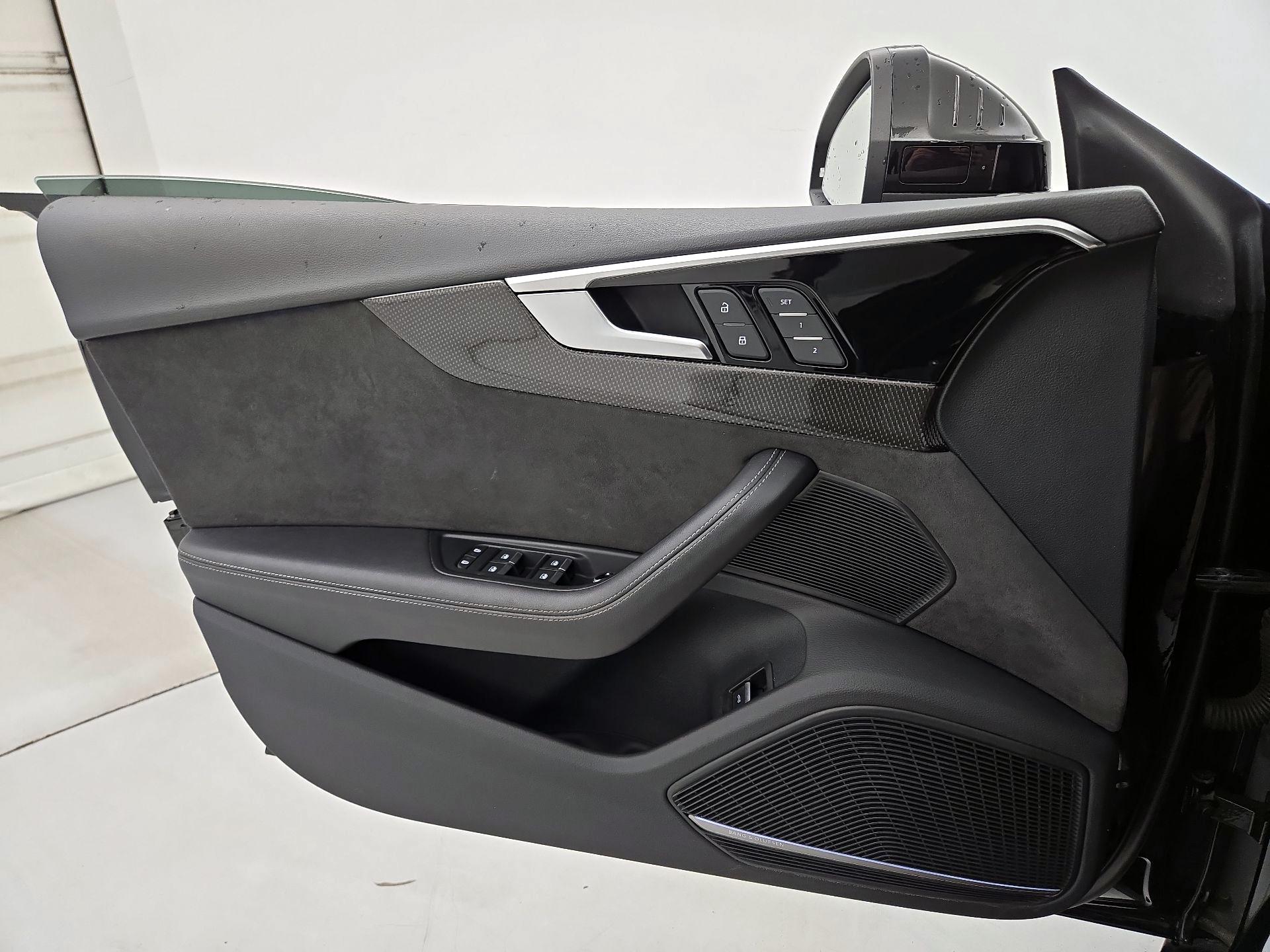 Thumbnail: 2021 Audi S5 - 12