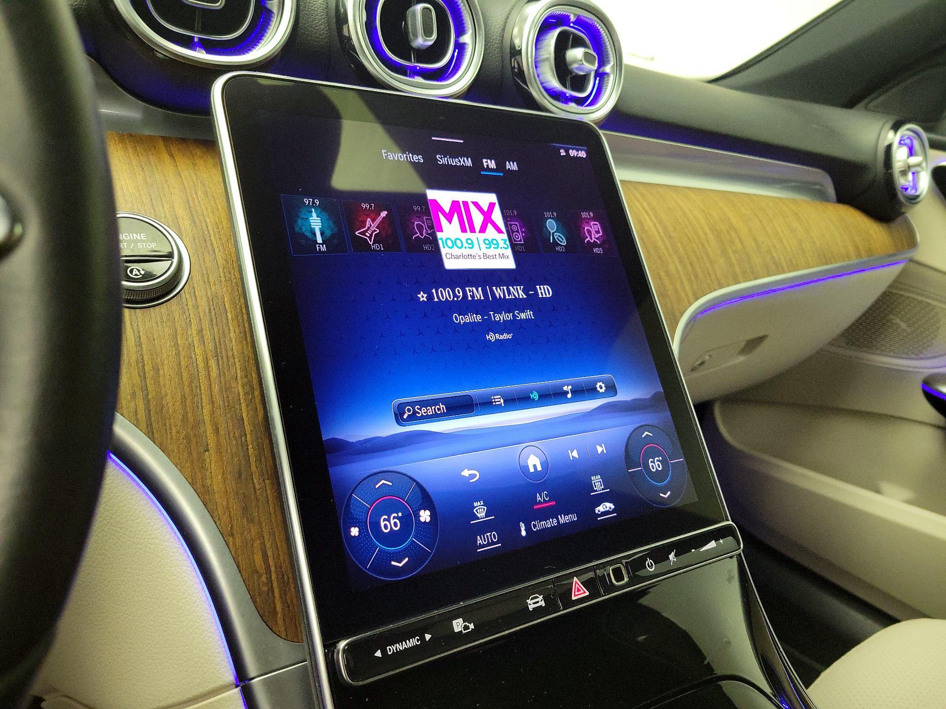 Thumbnail: 2023 Mercedes-Benz C-Class - 15