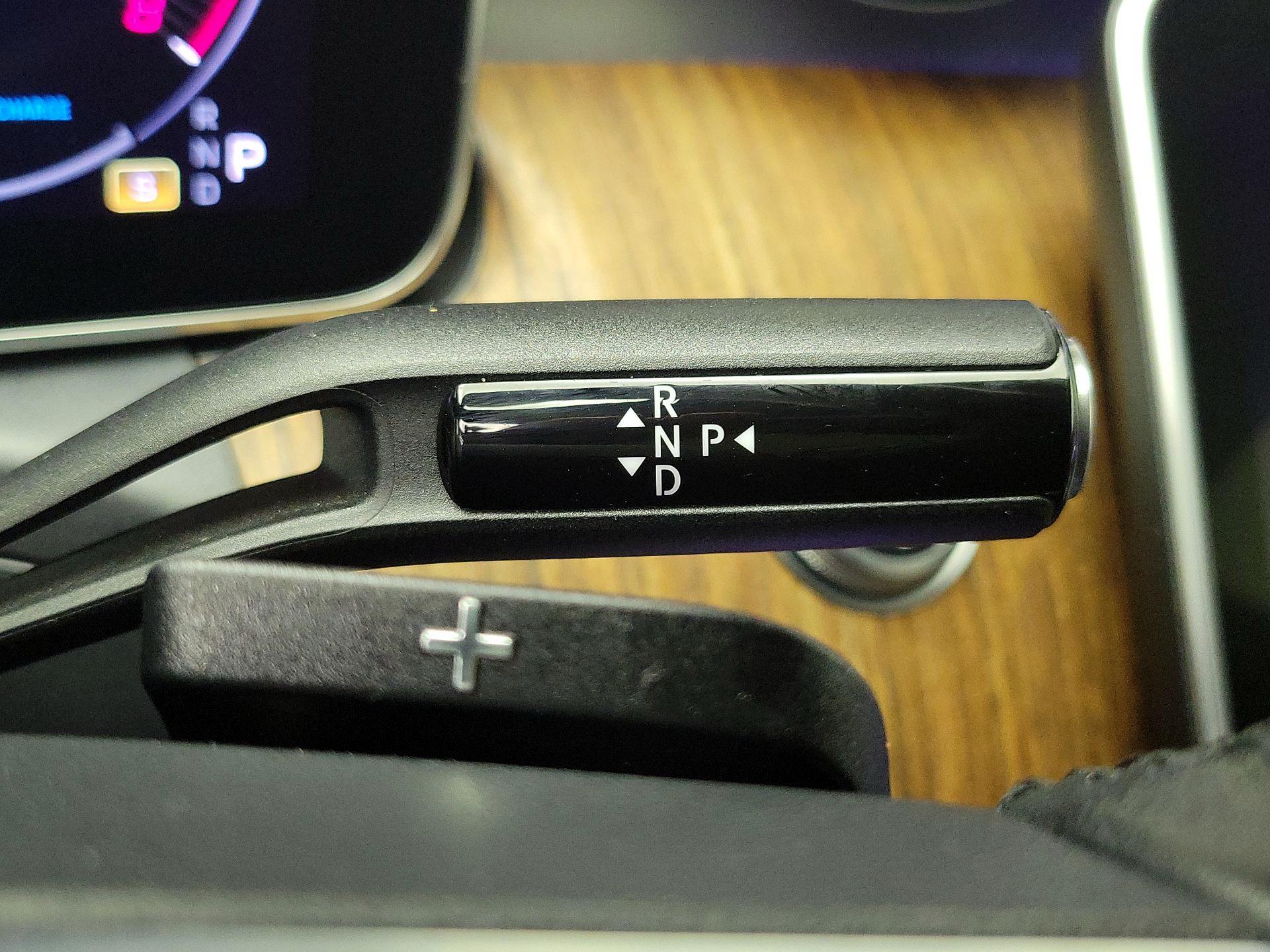 Thumbnail: 2023 Mercedes-Benz C-Class - 17