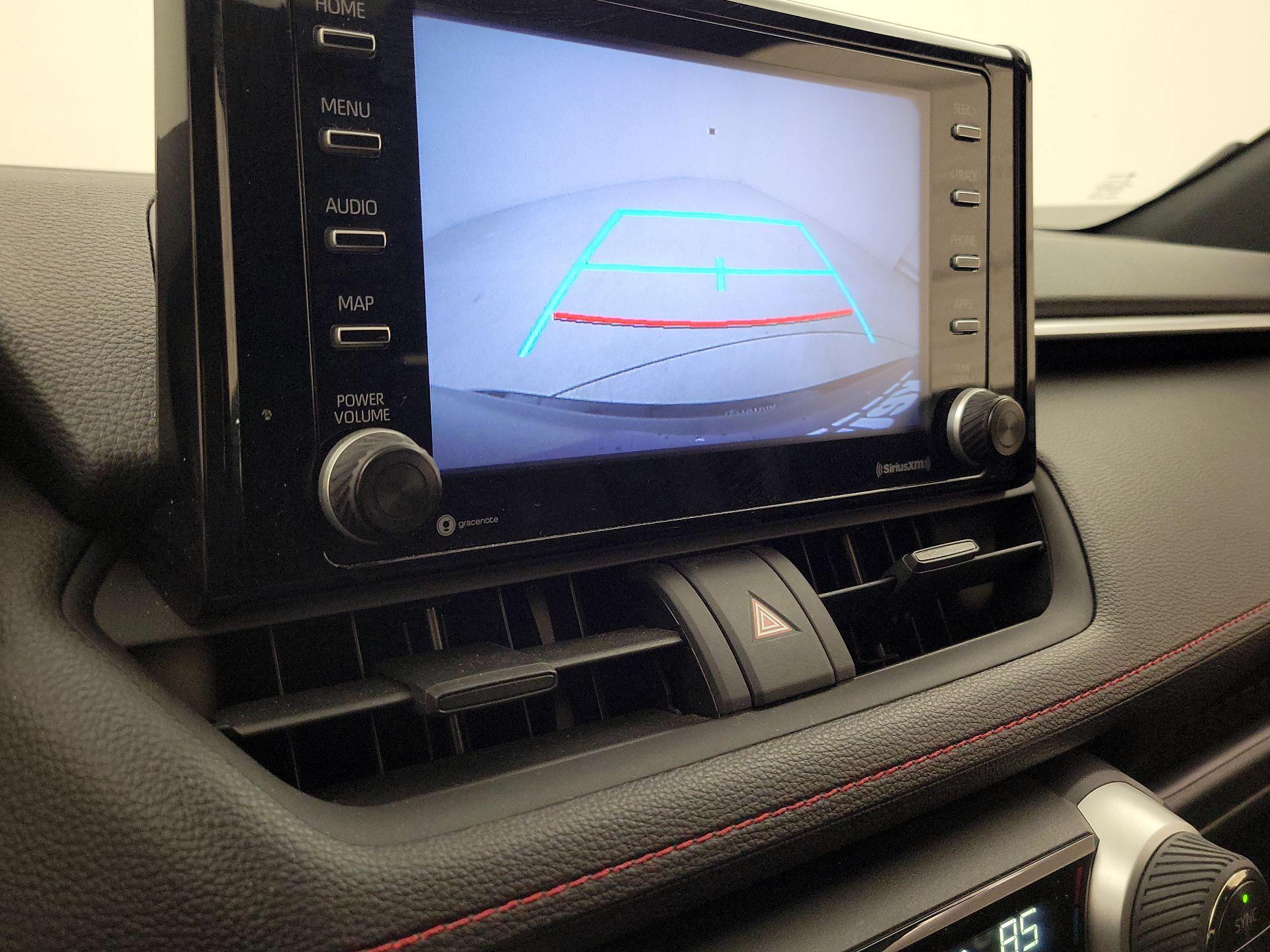 Thumbnail: 2021 Toyota RAV4 - 15