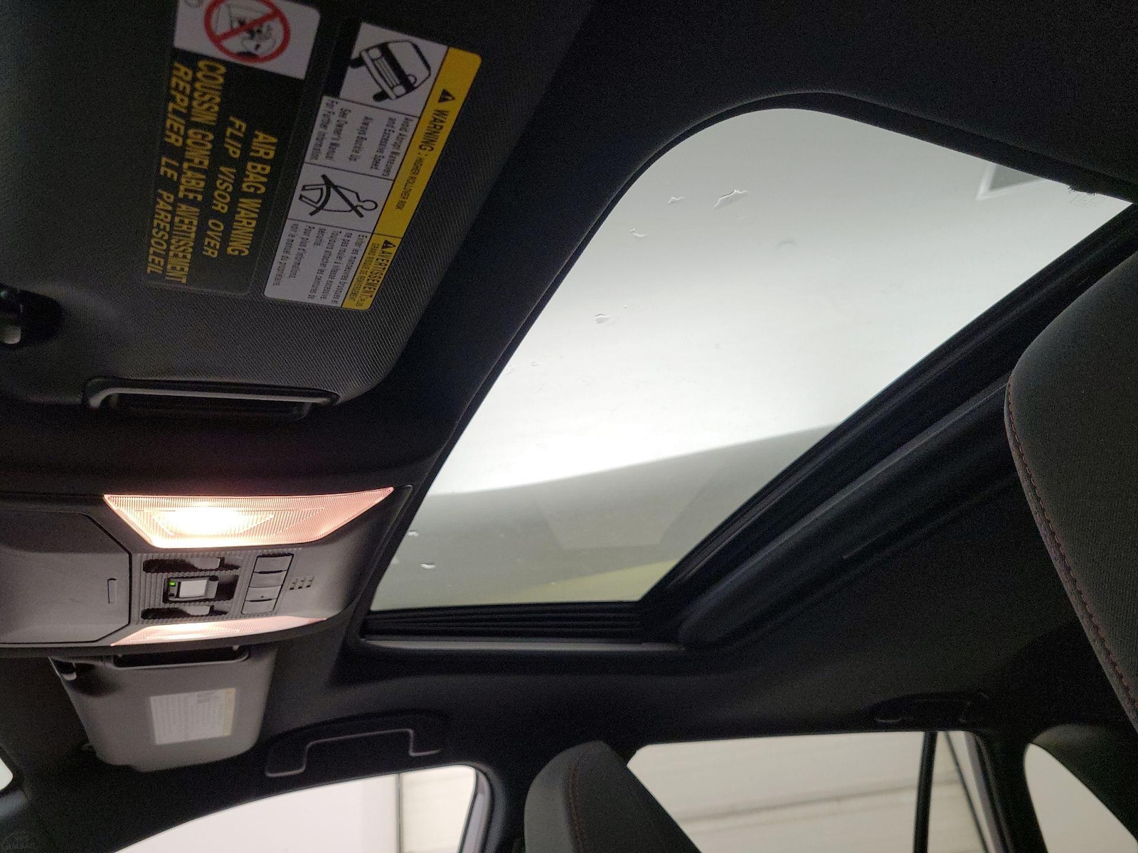 2021 Toyota RAV4 SE - Photo 21