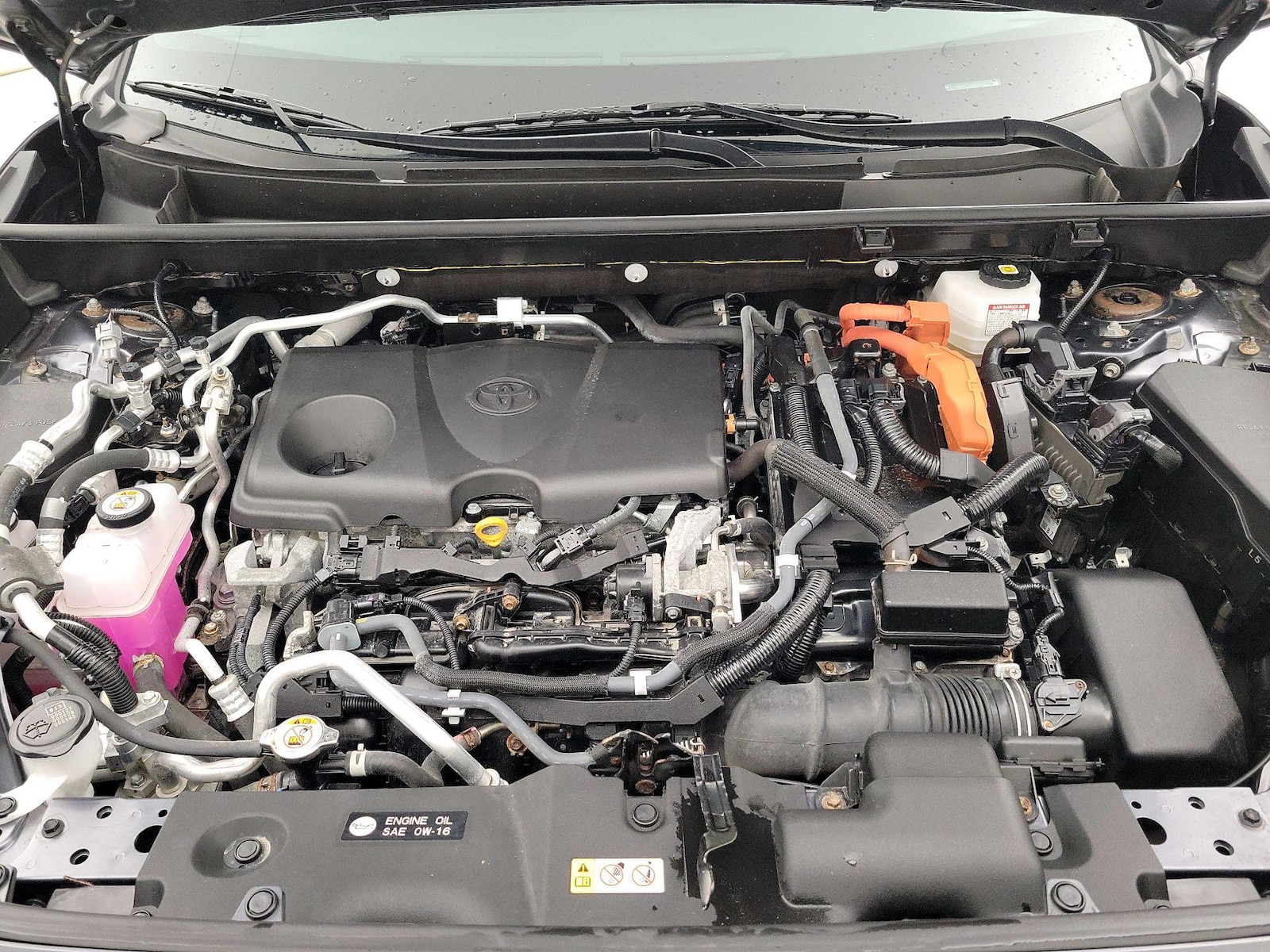2021 Toyota RAV4 SE - Photo 24