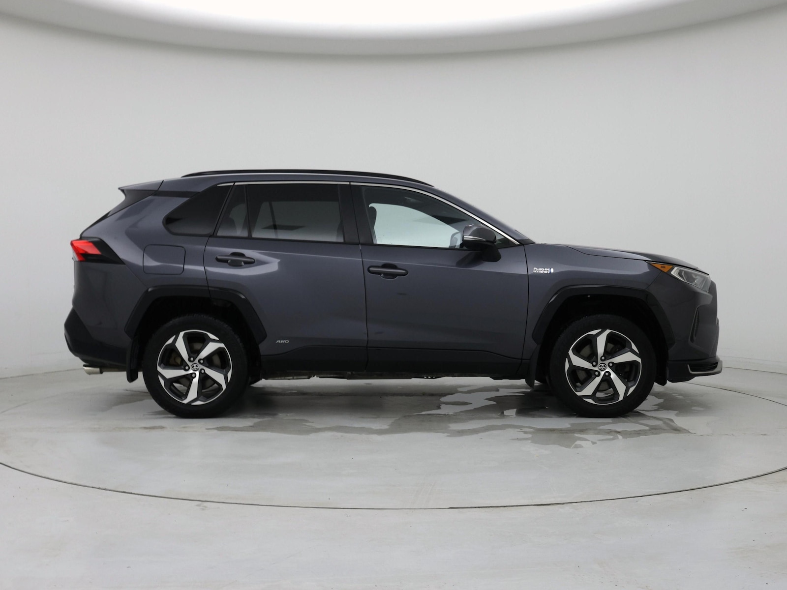 2021 Toyota RAV4 SE - Photo 8