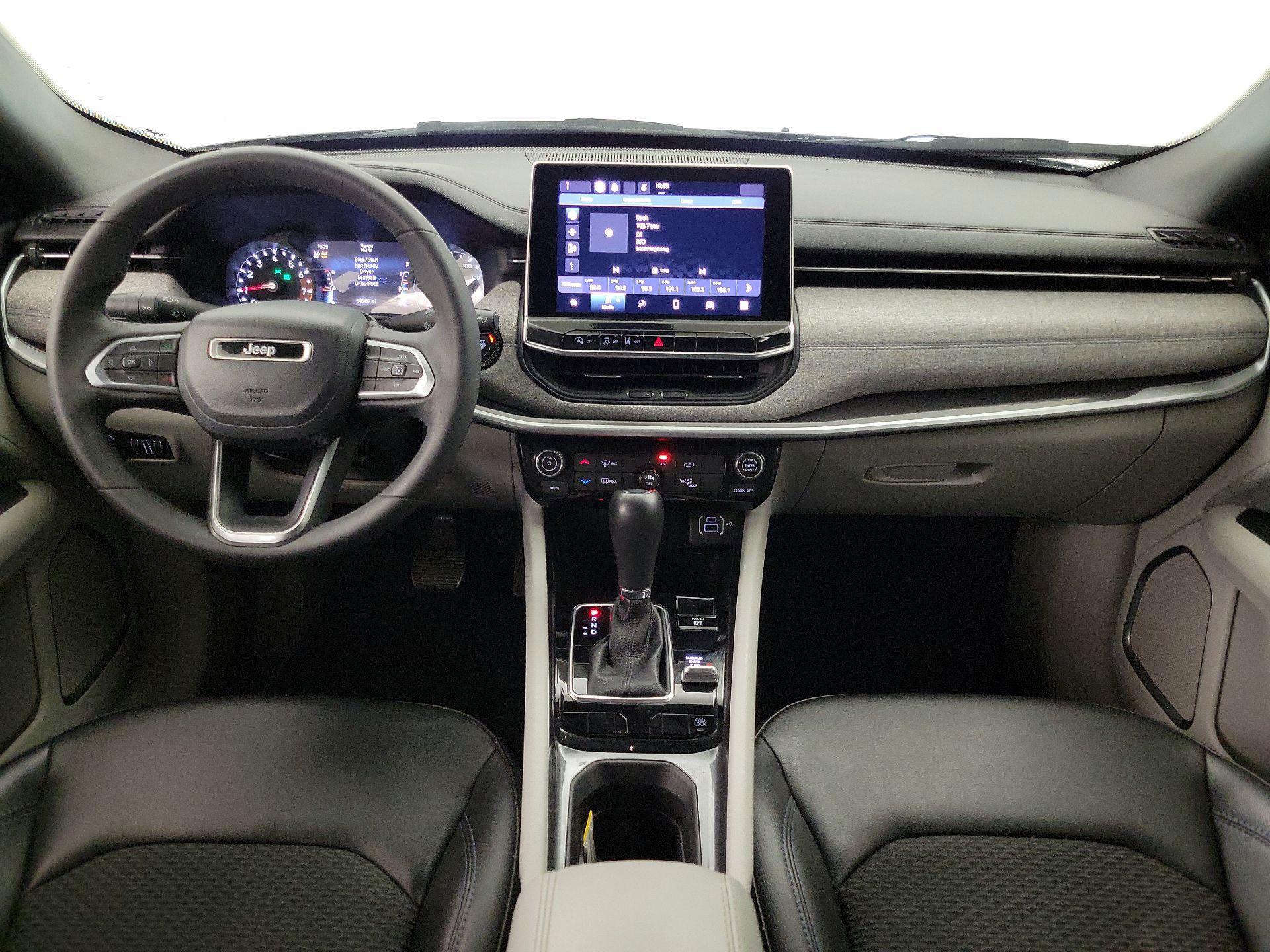 Thumbnail: 2023 Jeep Compass - 9