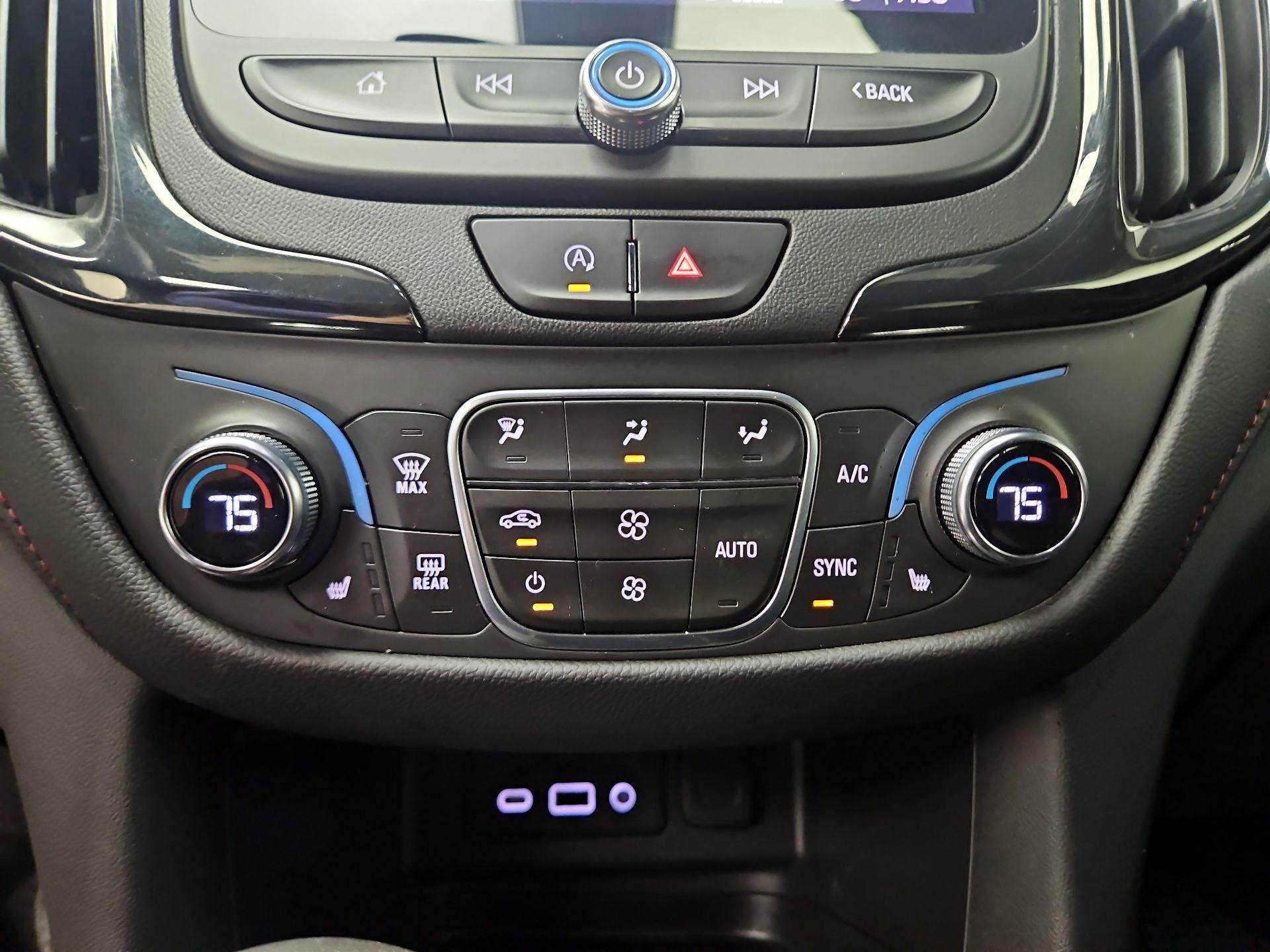 Thumbnail: 2022 Chevrolet Equinox - 17