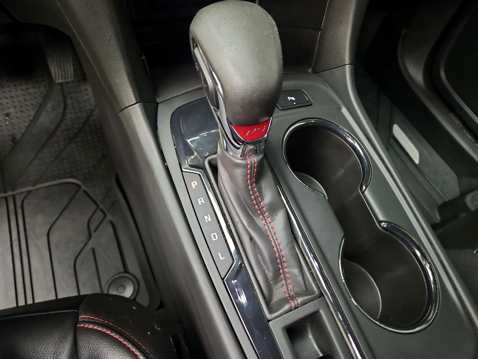 Thumbnail: 2022 Chevrolet Equinox - 18