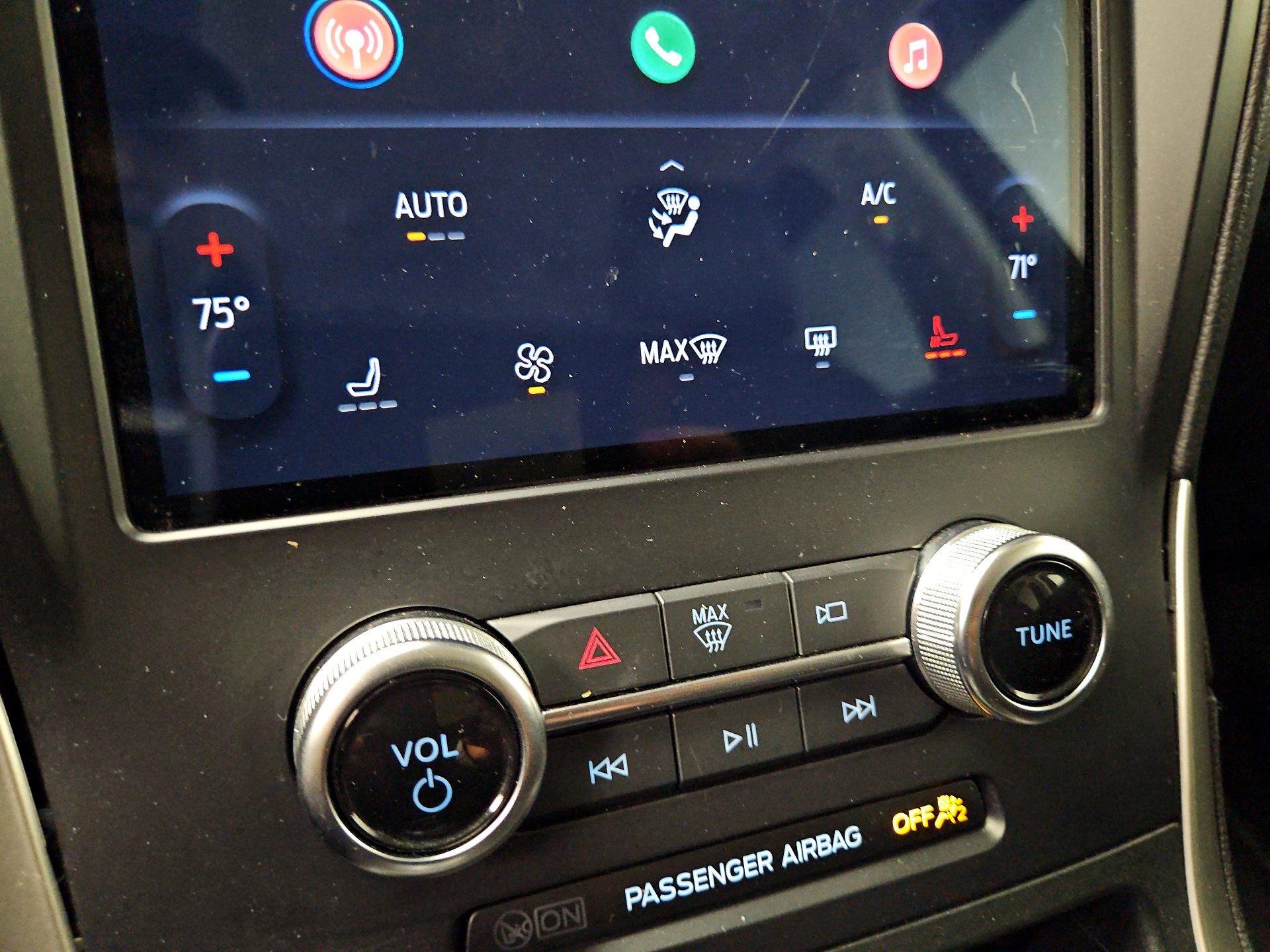 Thumbnail: 2024 Ford Edge - 16