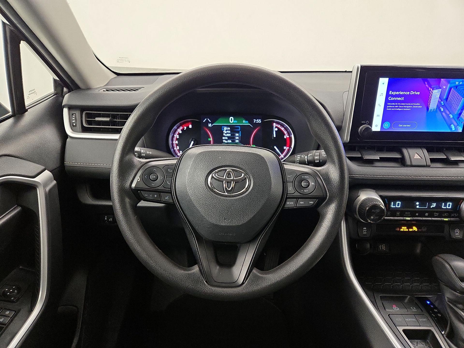 Thumbnail: 2024 Toyota RAV4 - 10