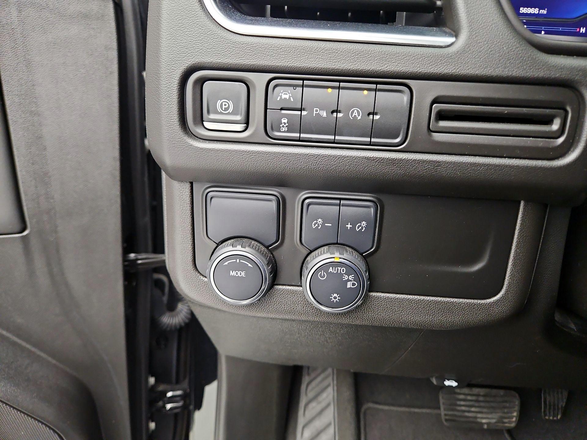 Thumbnail: 2024 Chevrolet Tahoe - 13