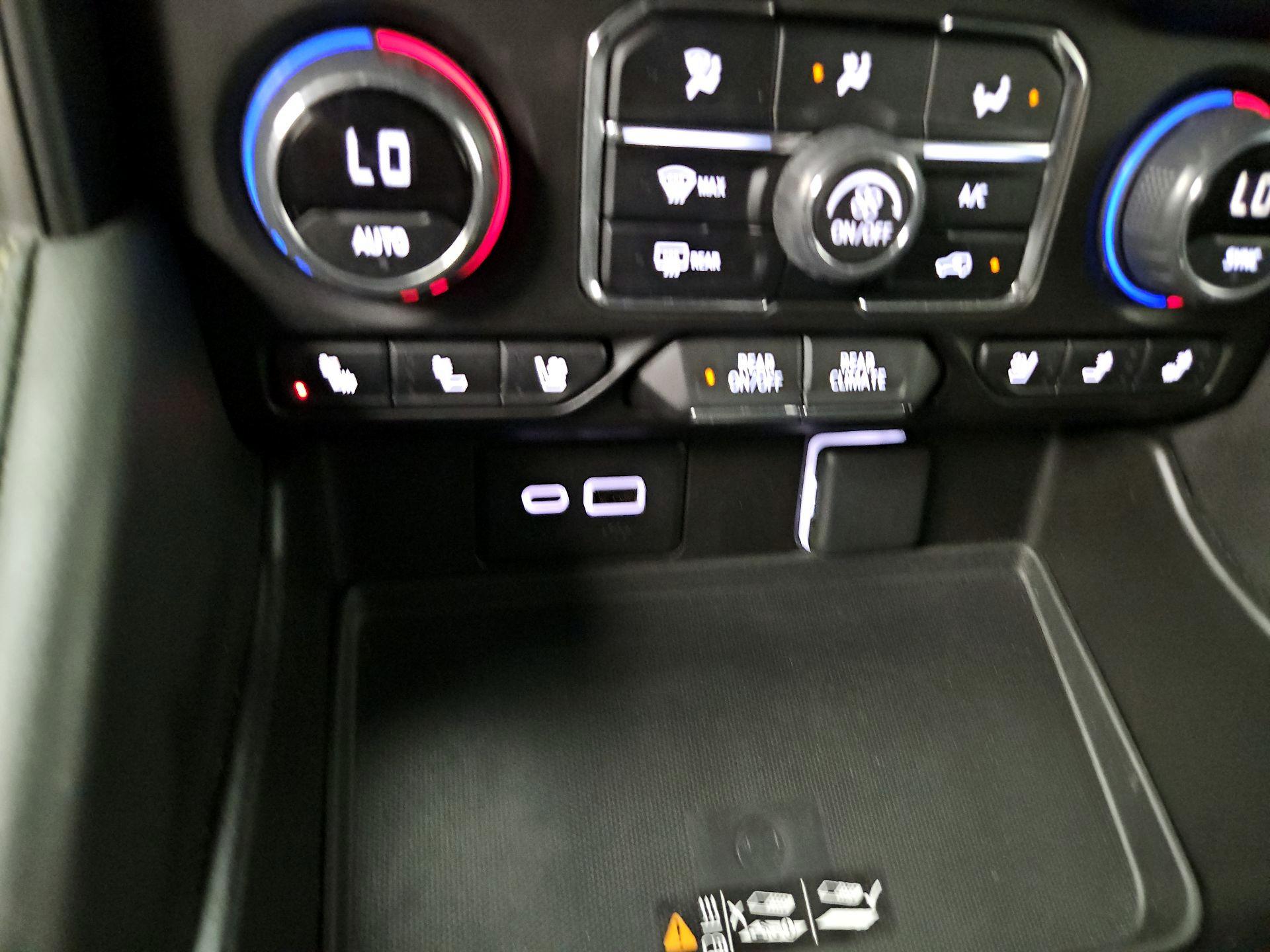 Thumbnail: 2024 Chevrolet Tahoe - 18