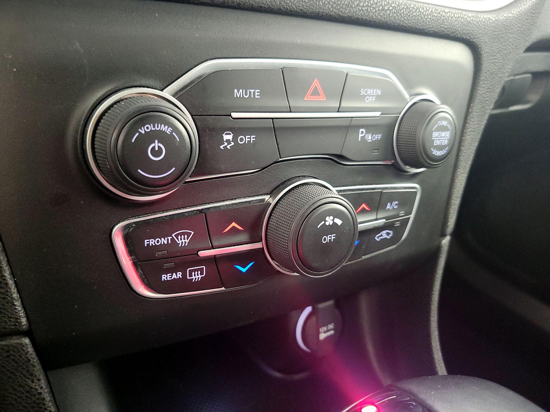 Thumbnail: 2023 Dodge Charger - 16