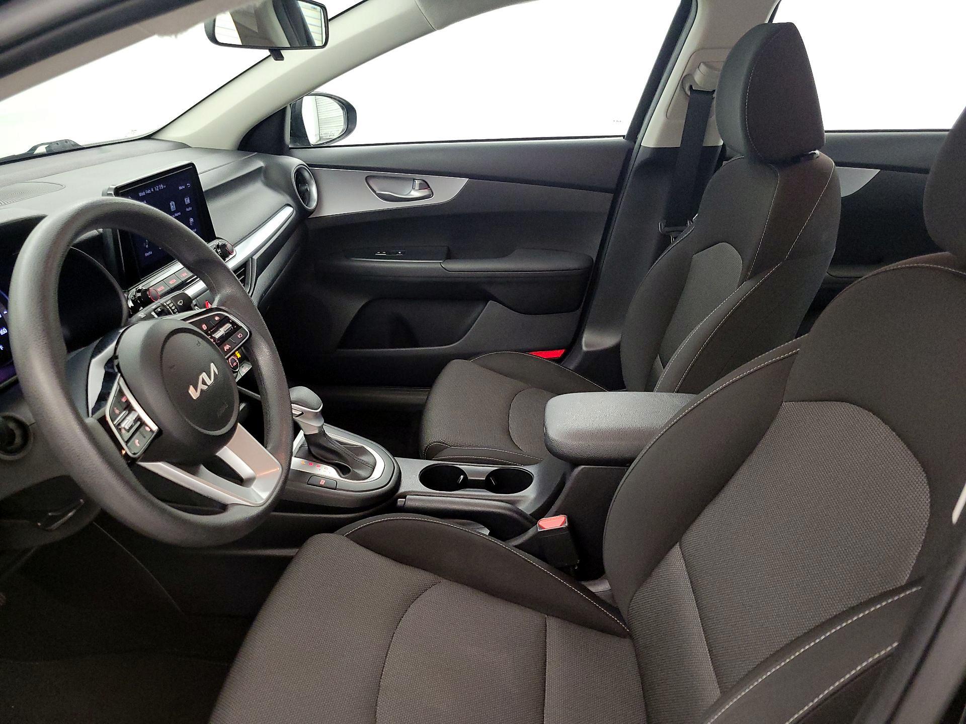 Thumbnail: 2023 Kia Forte - 11